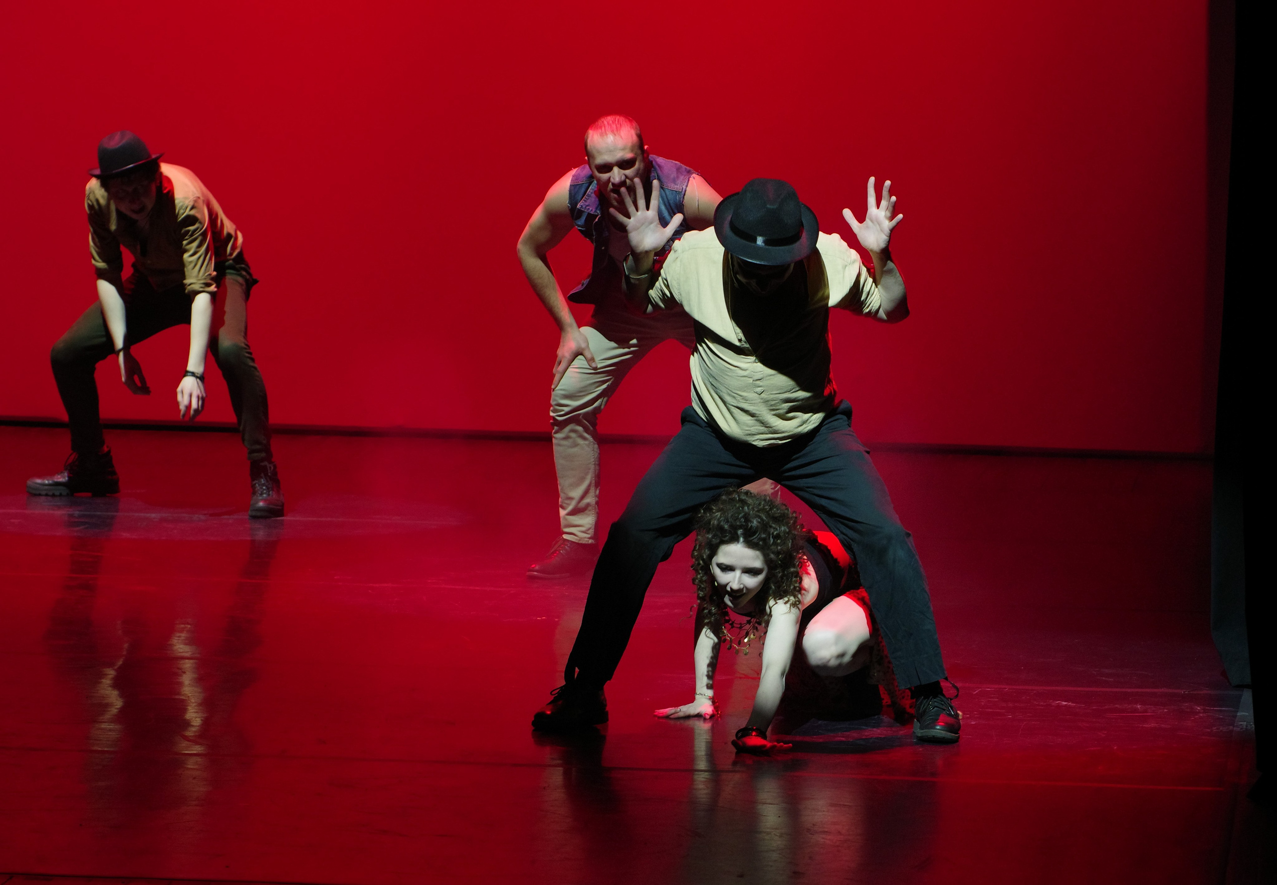 Театр И-Он, Люди и мыши. Семейный и детский фотограф Антон Зорин