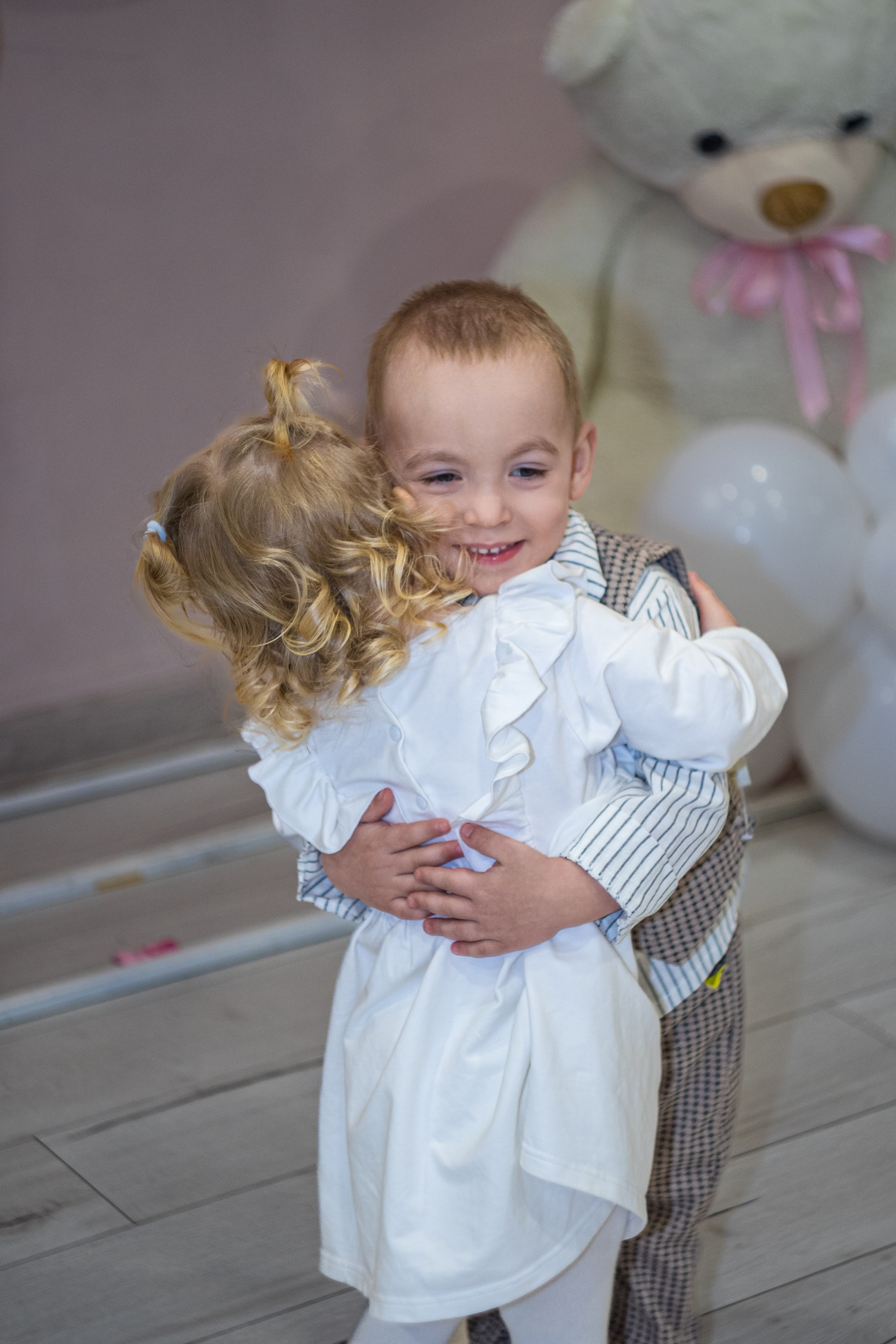 Аделине 2 года 23'. Фотограф, видеограф и пилот дрона на Байкале