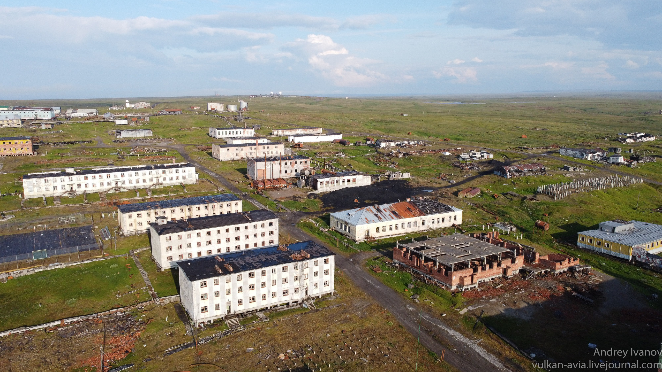 Амдерма — наука (2020 г.). Фотоальбом показывающий увлекательный мир авиации и мир медведей Андрея Иванова