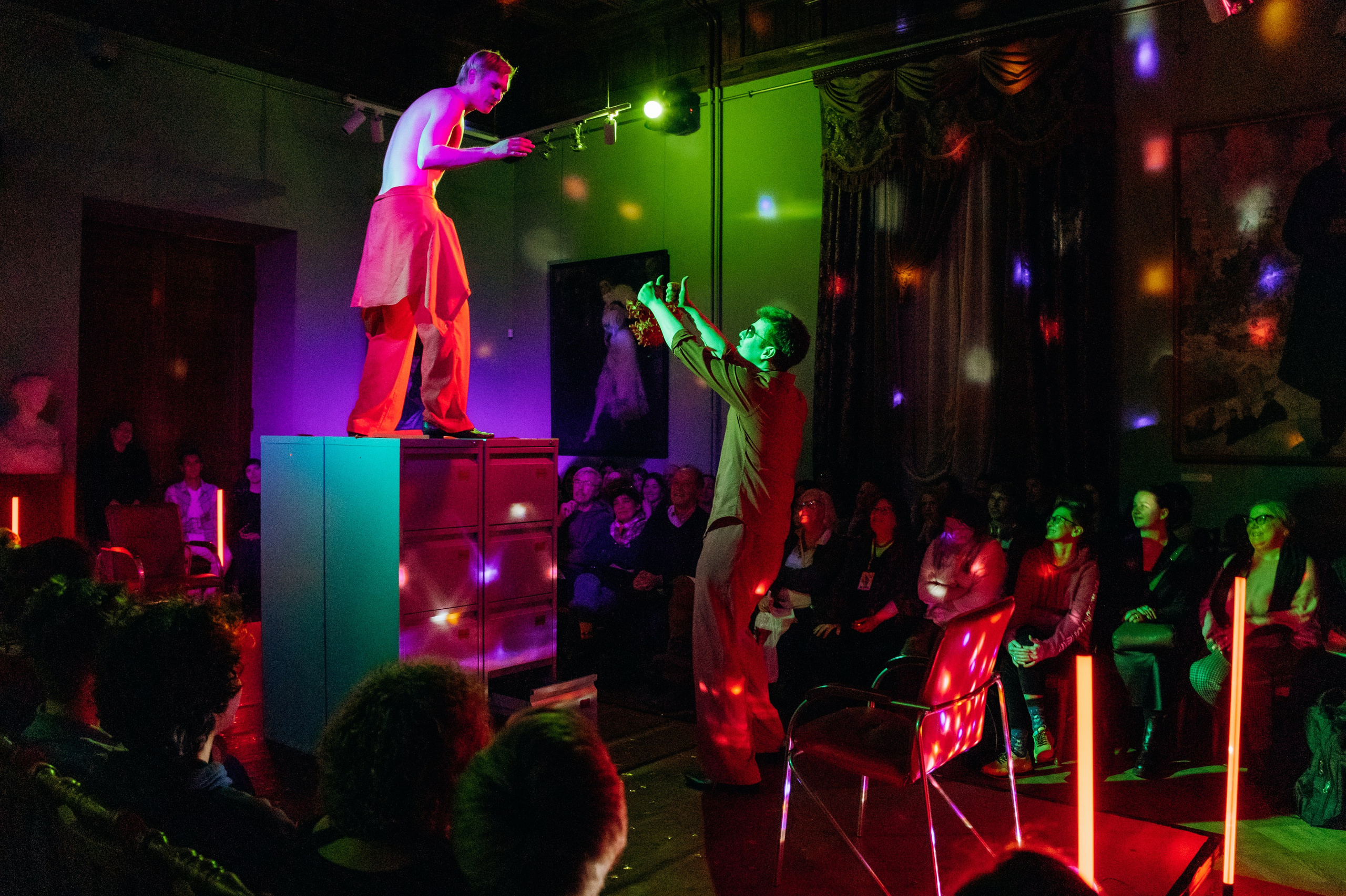 «Красный Фонарь» в Театральном музее. Фотограф Виктория Дунаевская в Санкт Петербурге