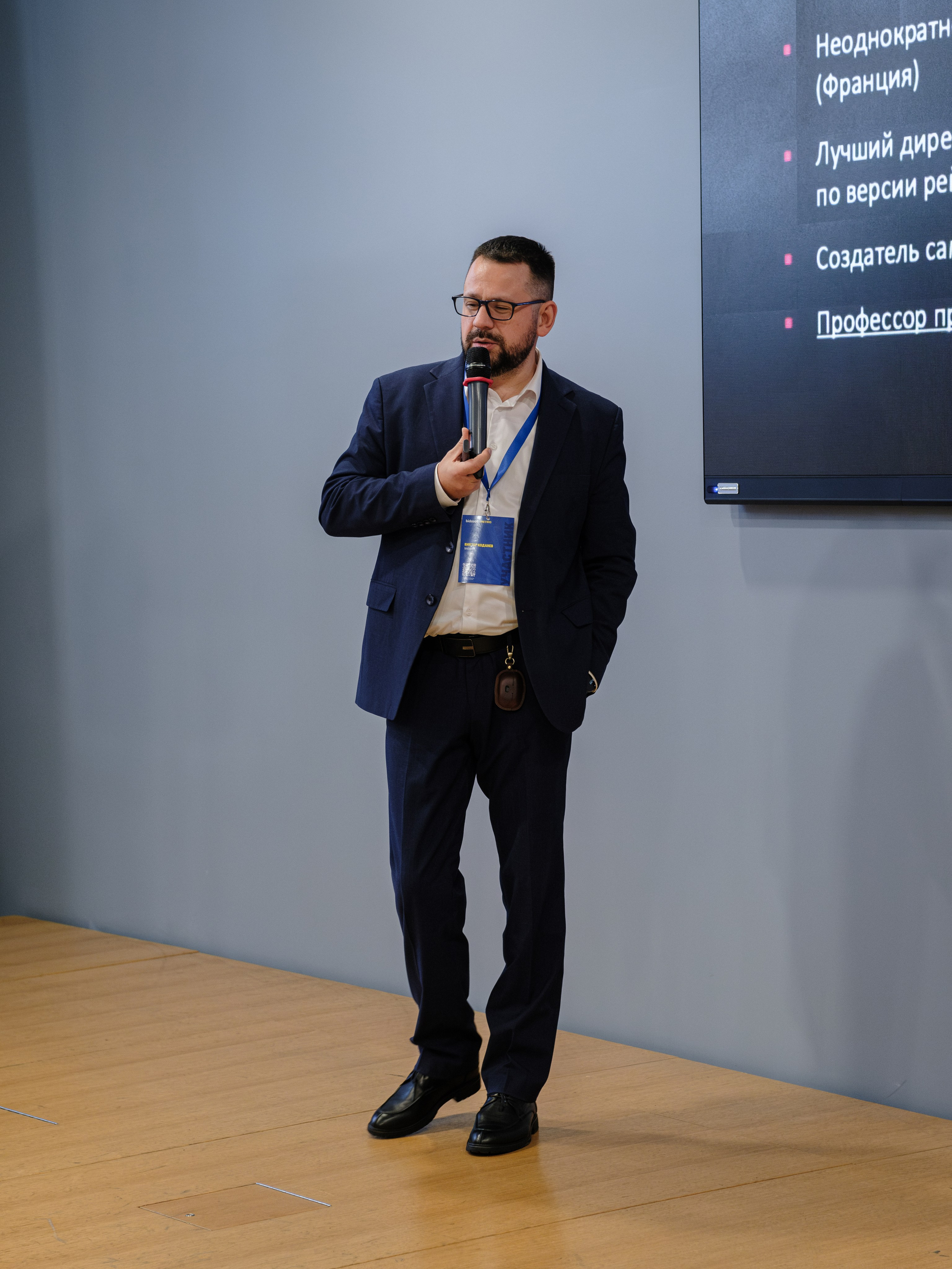 METRO. Репортажный и портретный фотограф в Москве Илья Спиридонов