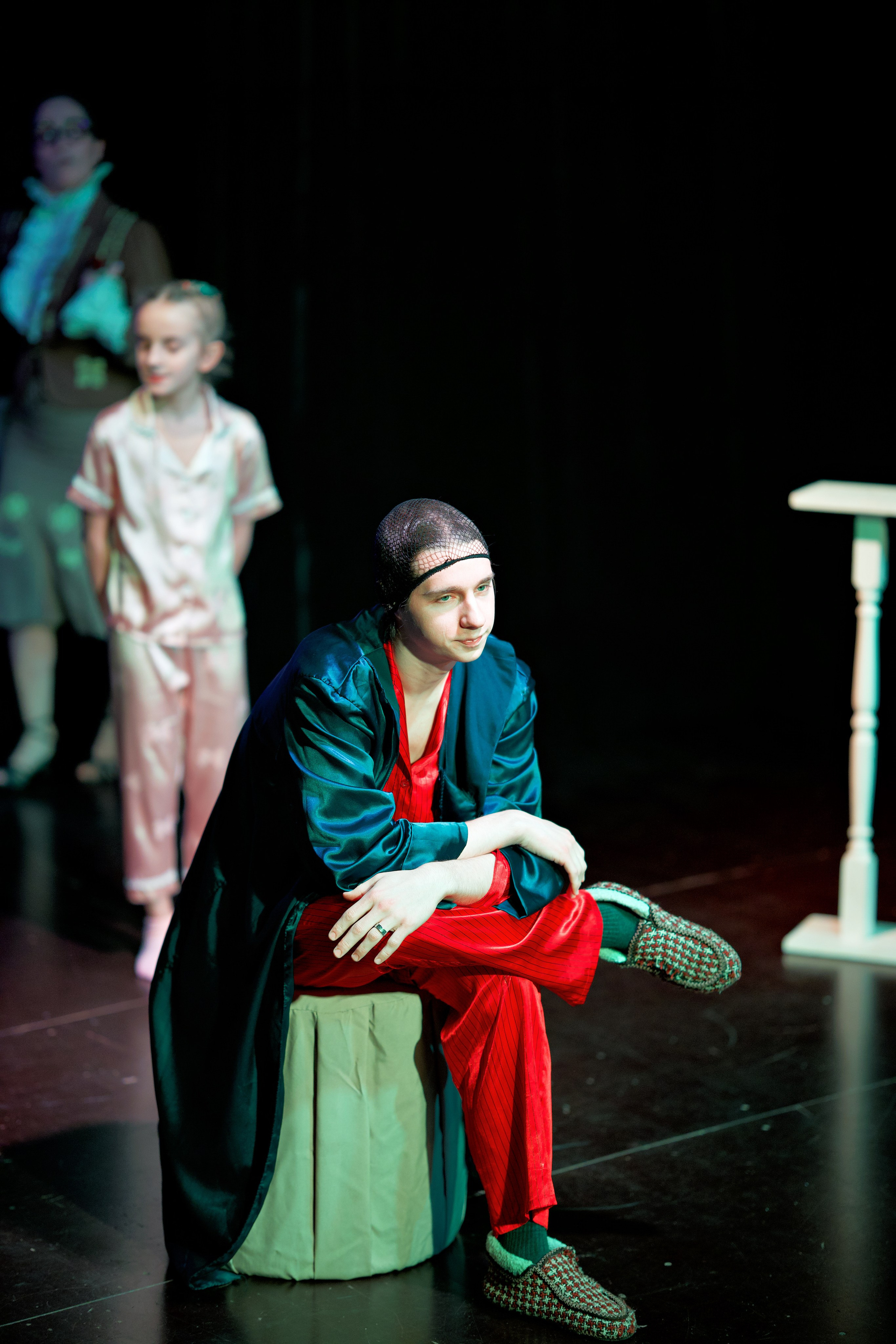 В шкафу с призраками. Фотограф Денис Болдинов. Москва