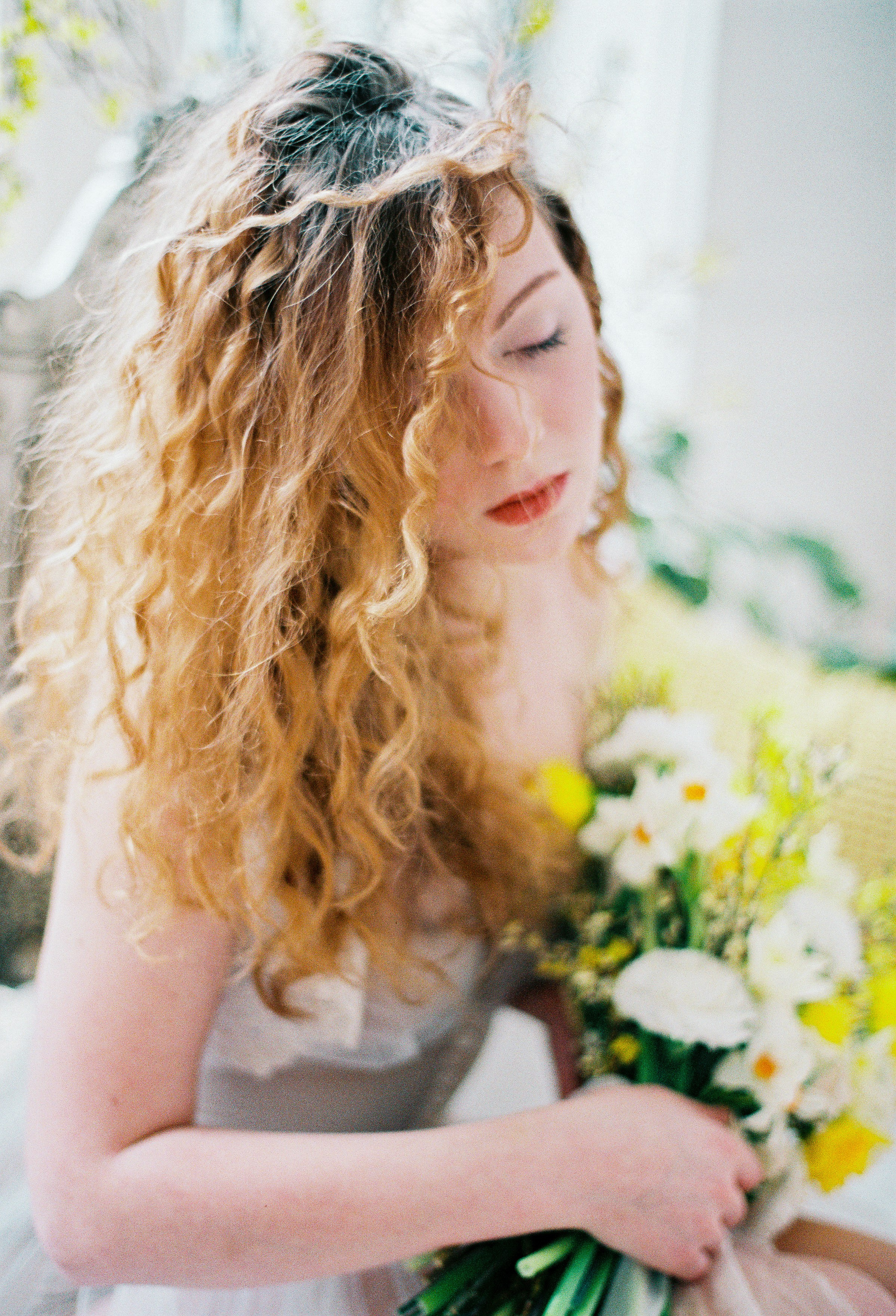 Свадебный фотограф на плёнку Москва, портретный, семейный фотограф на плёночную камеру в Москве