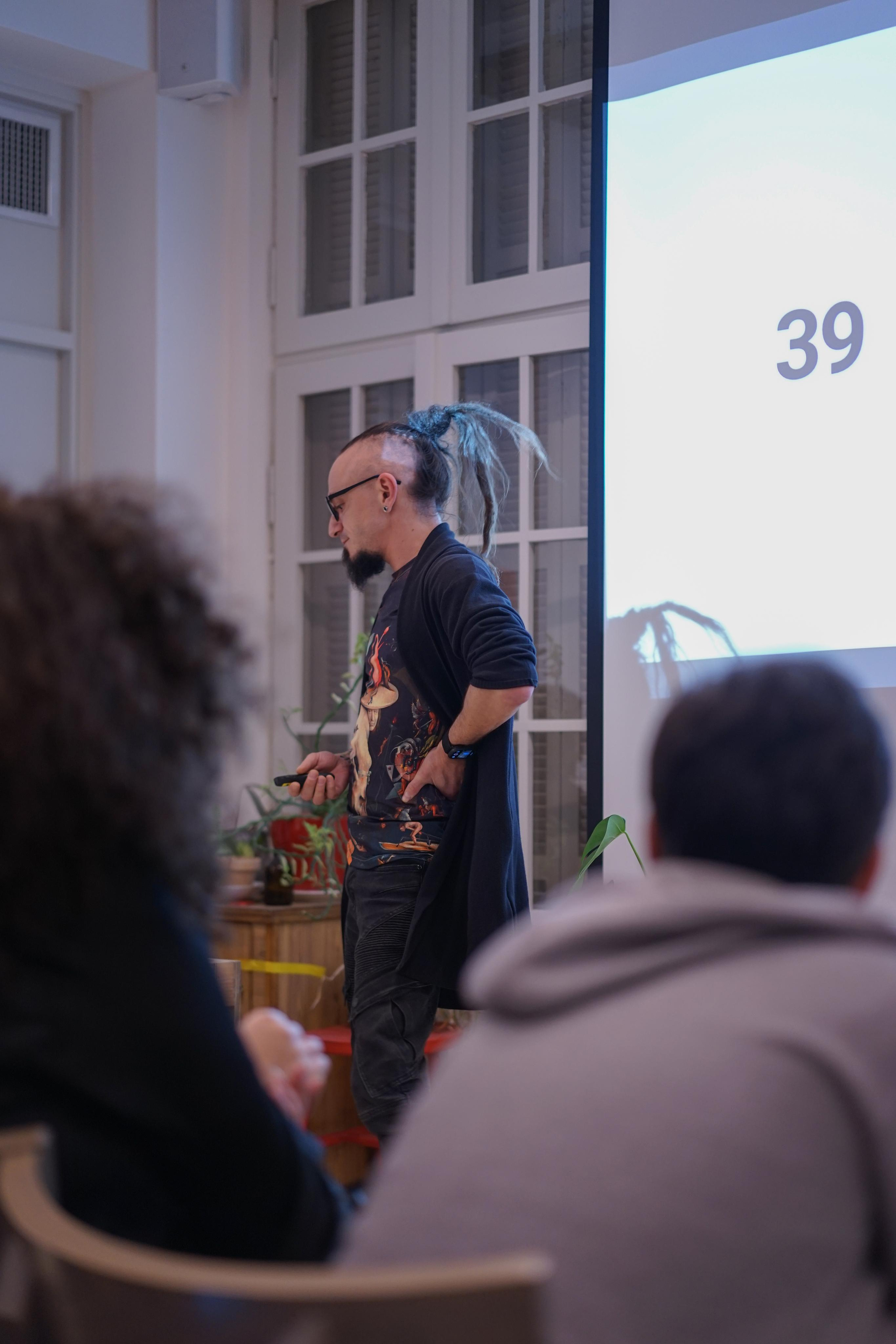 Networking. Photograph and videograph in Israel