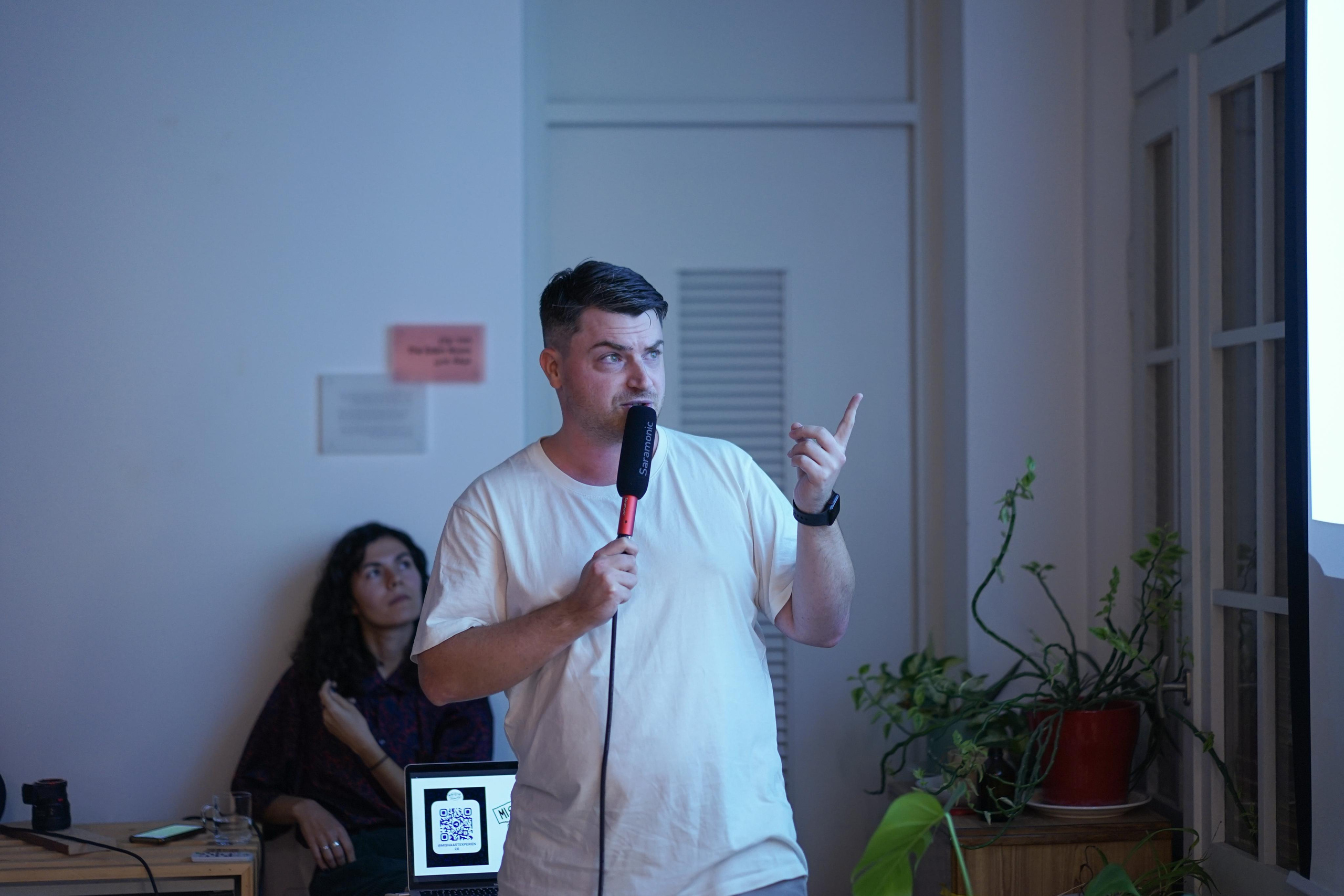 Networking. Photograph and videograph in Israel