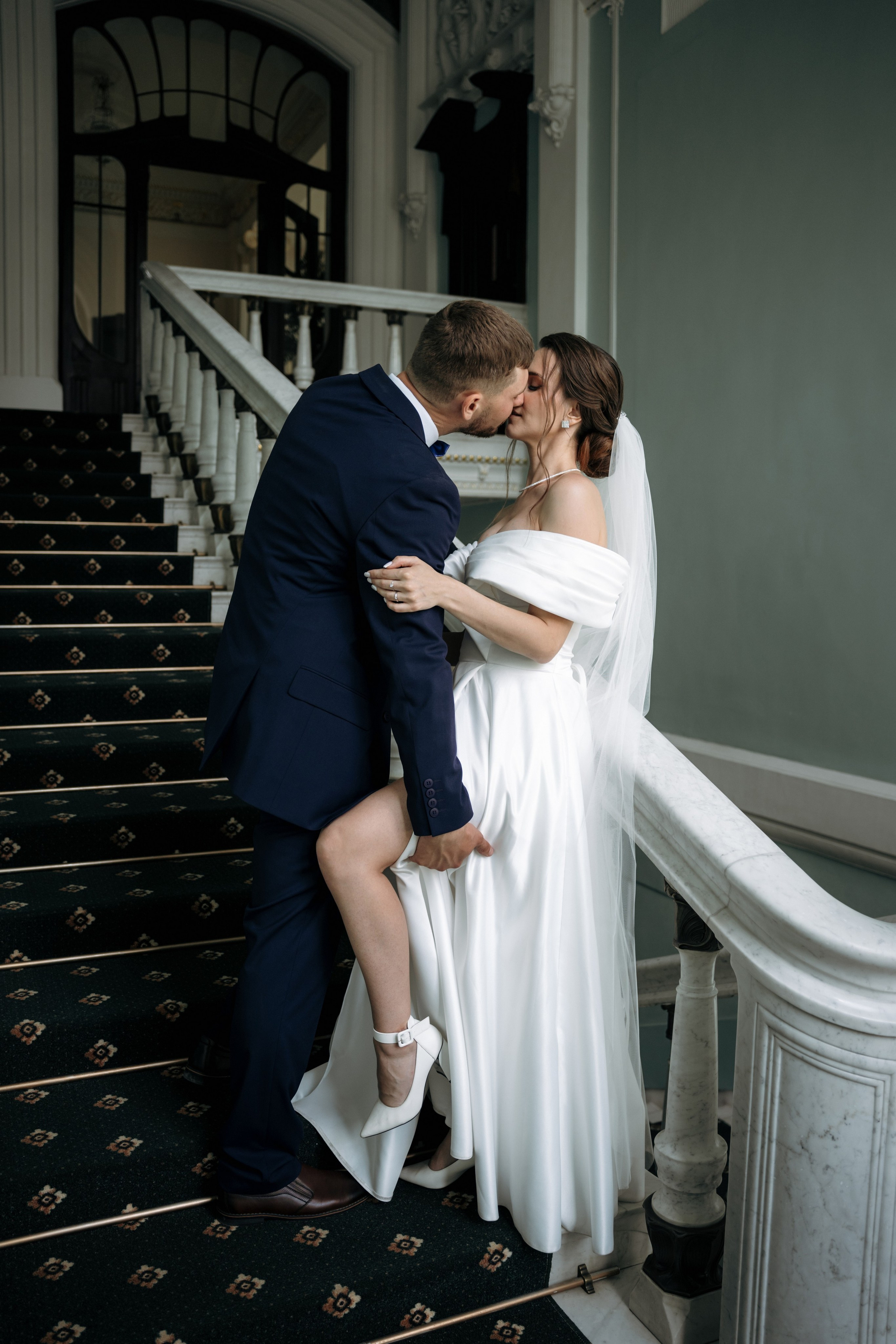 Свадебная фотосессия для Кристины и Мирослава, утро жениха и невесты. Свадебный фотограф в Тамбове Павел Четвертков