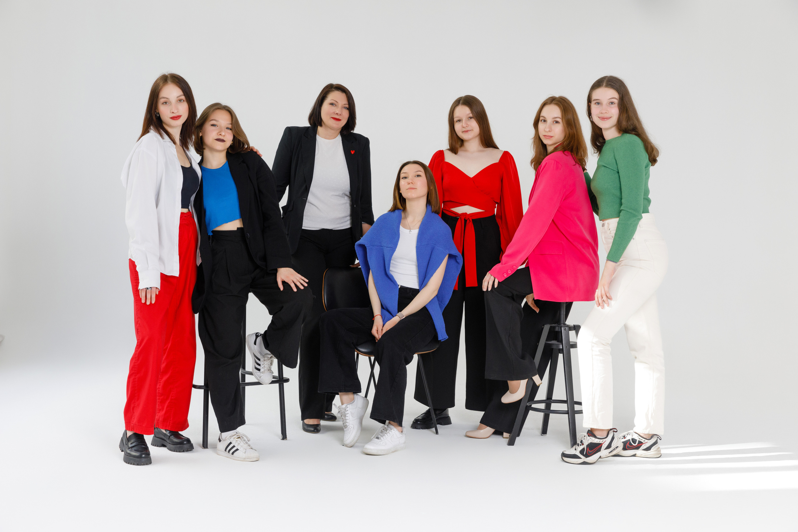 11 Ч школа 2107. Выпускные альбомы в Москве FOTOVMESTE