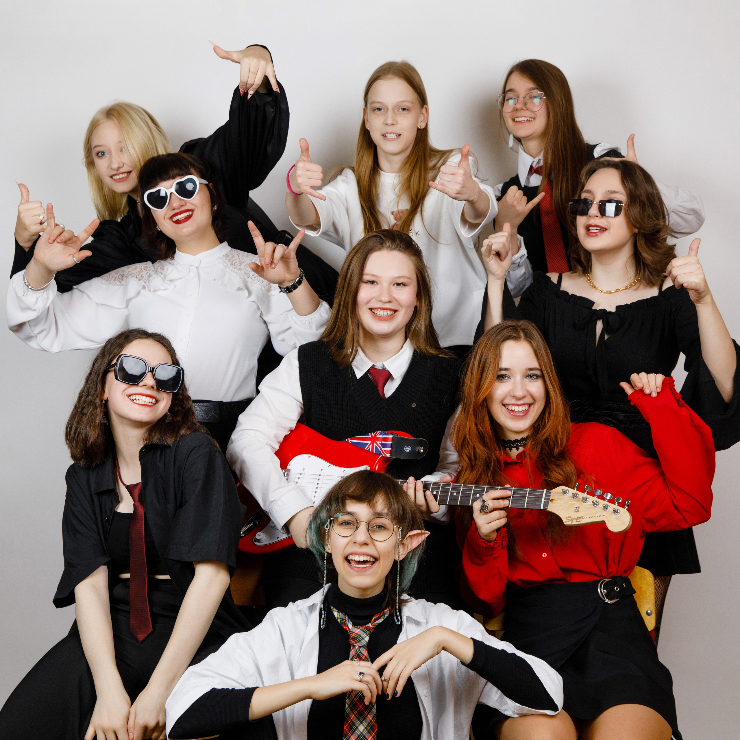 Альбомы Хит. Выпускные альбомы в Москве FOTOVMESTE