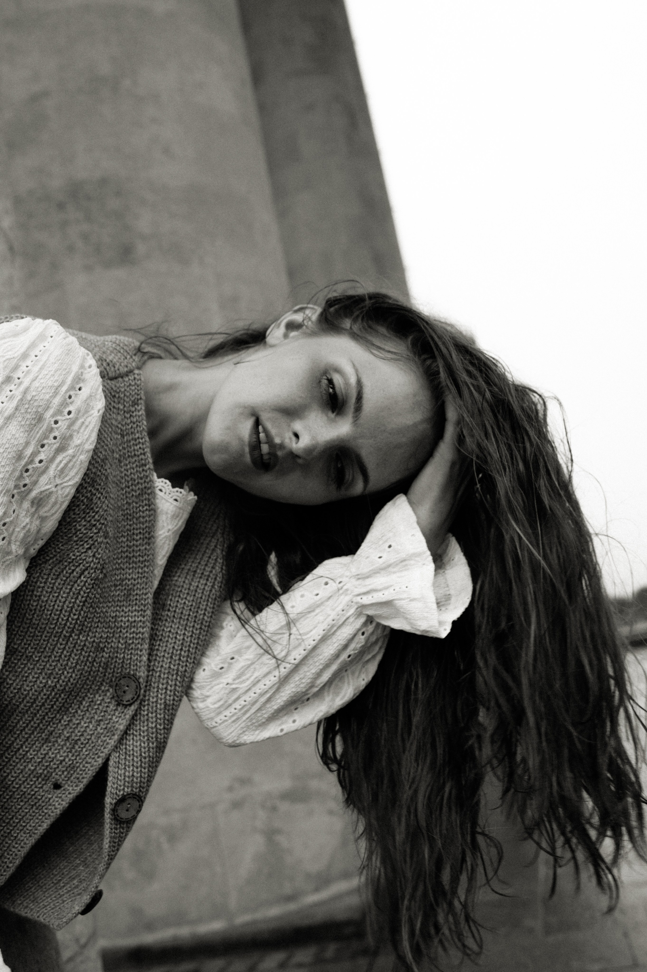 Под дождём🎥🤍. Лайфстайл фотограф в Москве Серебрянская Фаина