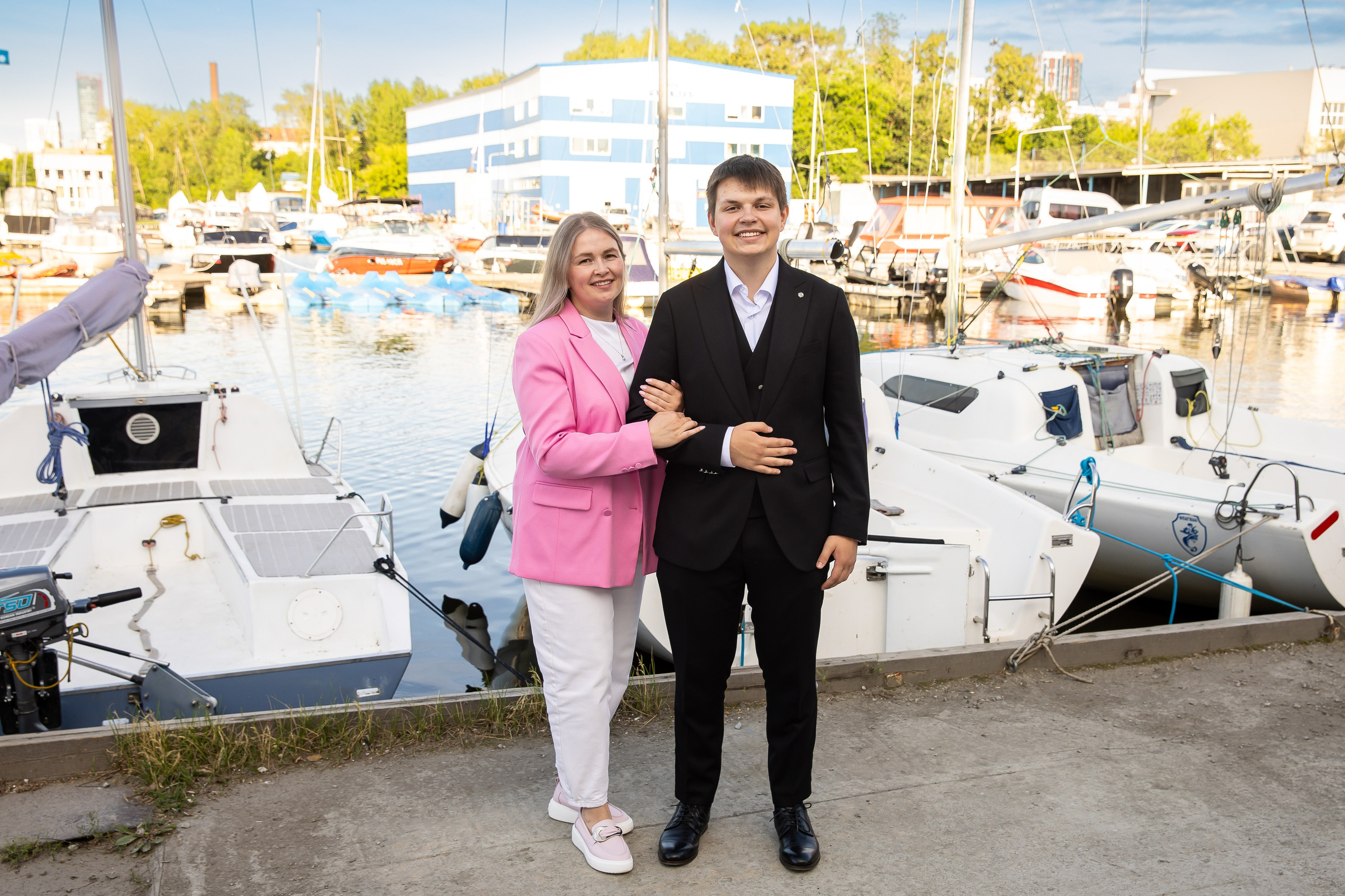 Фото и видео на выпускной в школе и детском саду. Свадебный, семейный видеограф и фотограф в Екатеринбурге Николай Рыков