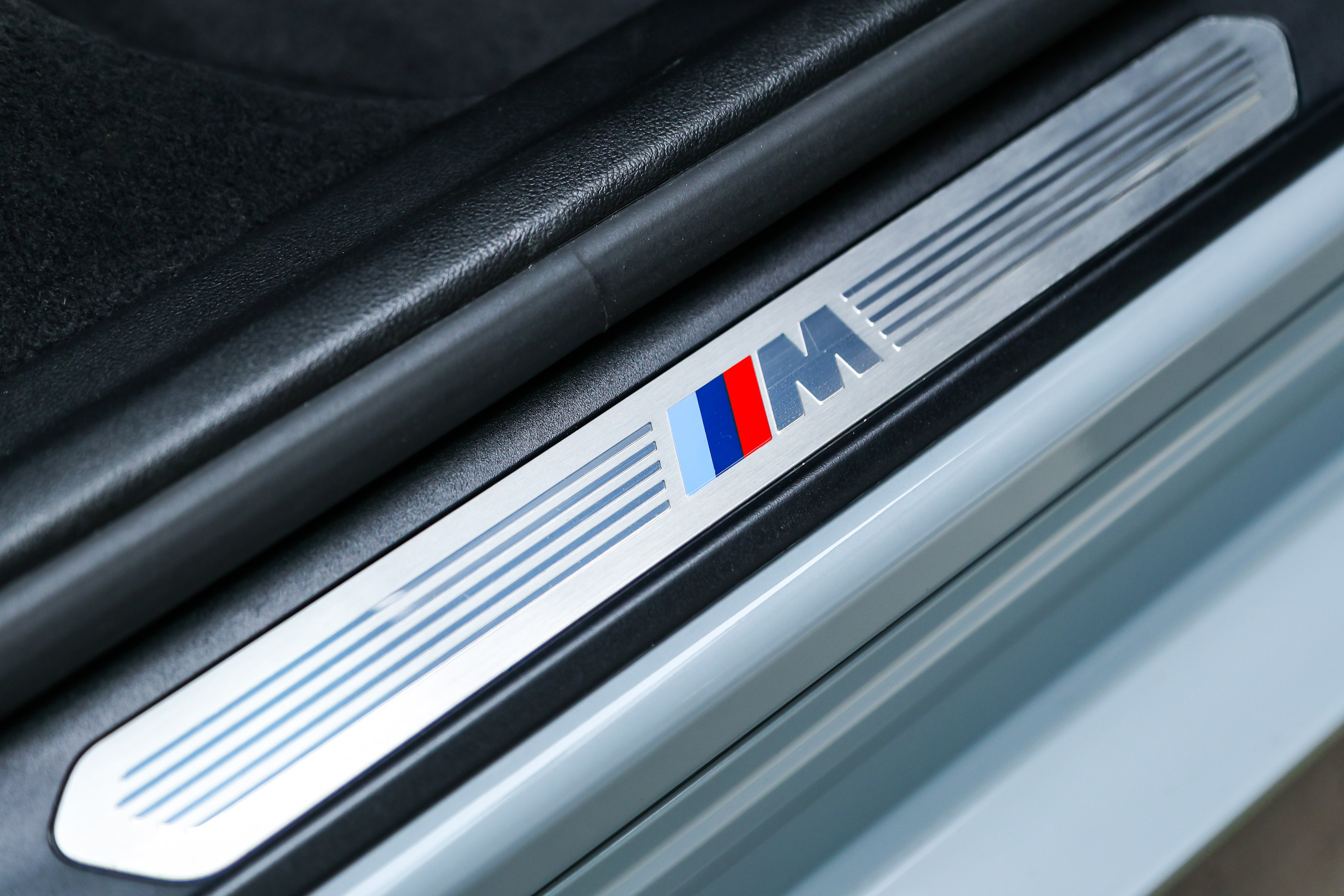 2021 BMW X4. Mixturecaptures