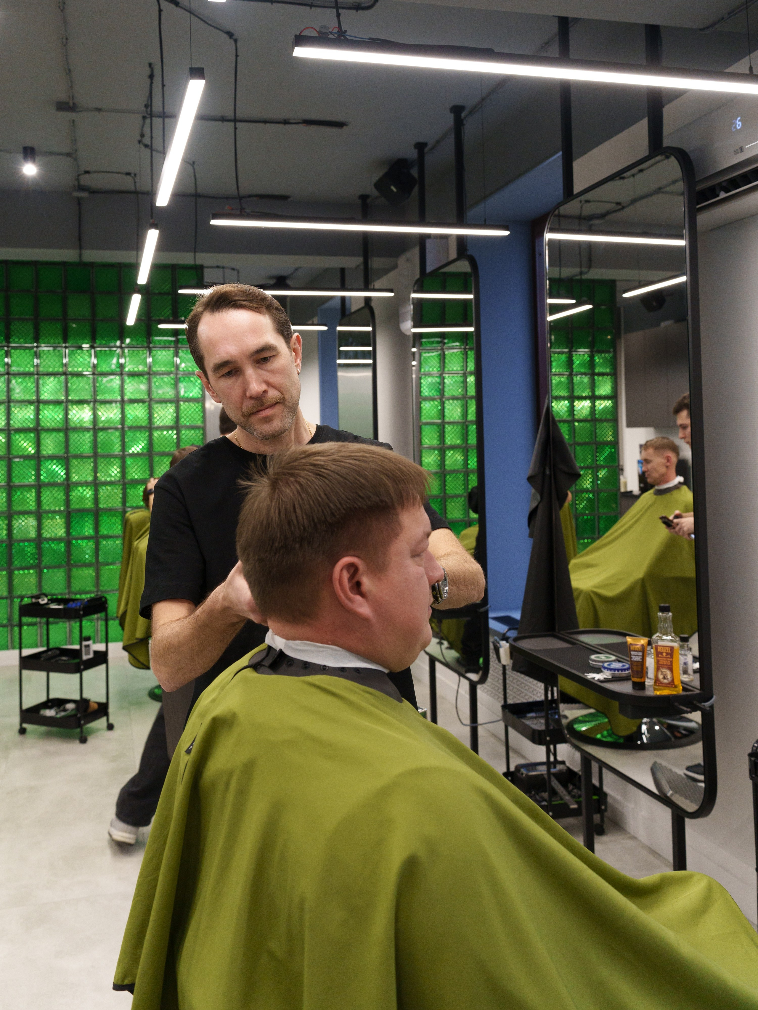 Барбершоп. Иван Упоров — фотограф, рилсмейкер чебоксары