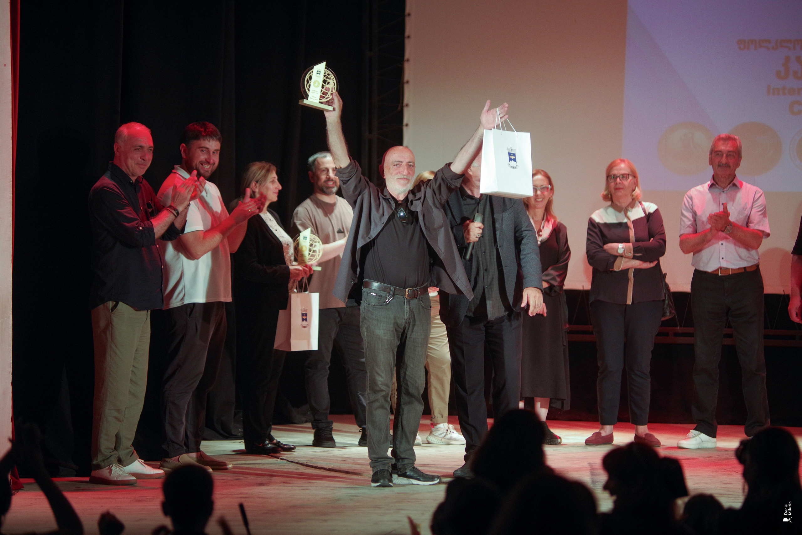 Танцы в прекрасном Они. Портретный фотограф Денис Милютин