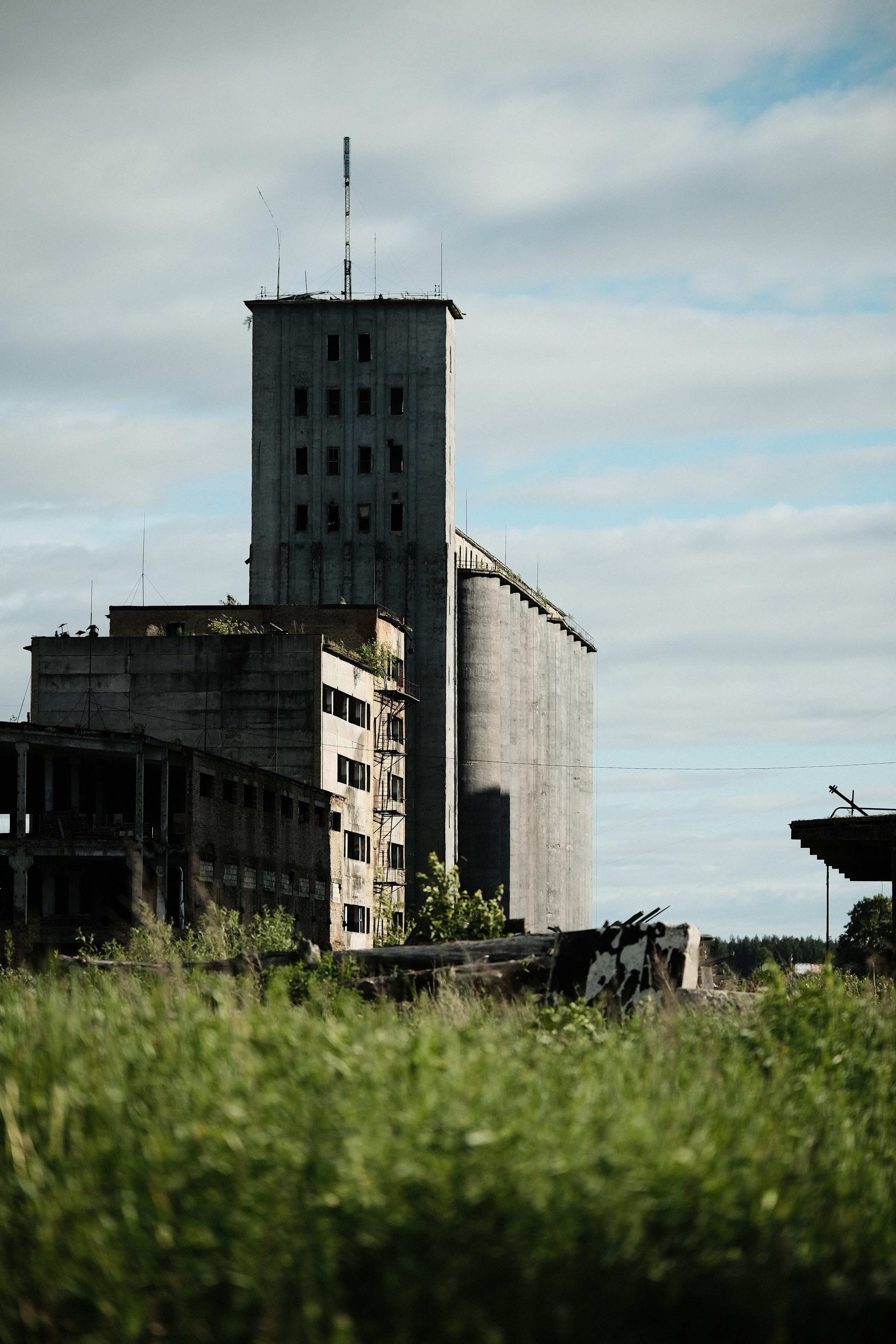 Эстетика забытых мест. Фотограф-любитель из Кирова Андрей Погребняк