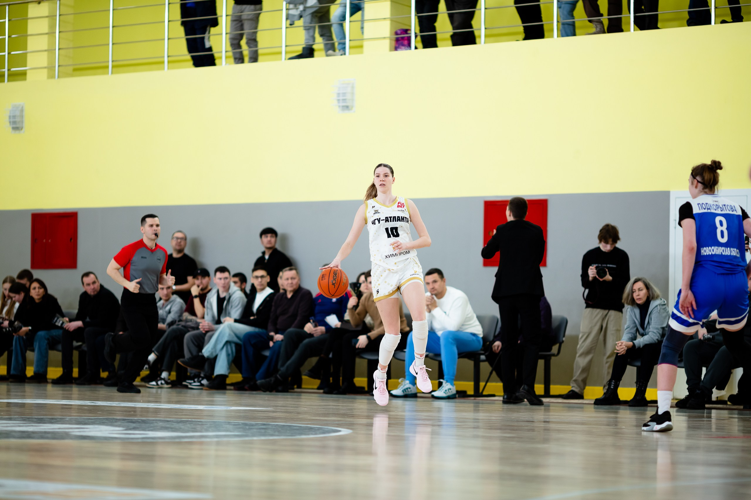 ЧГУ-Атланта — Динамо / 1 игра. Фотография