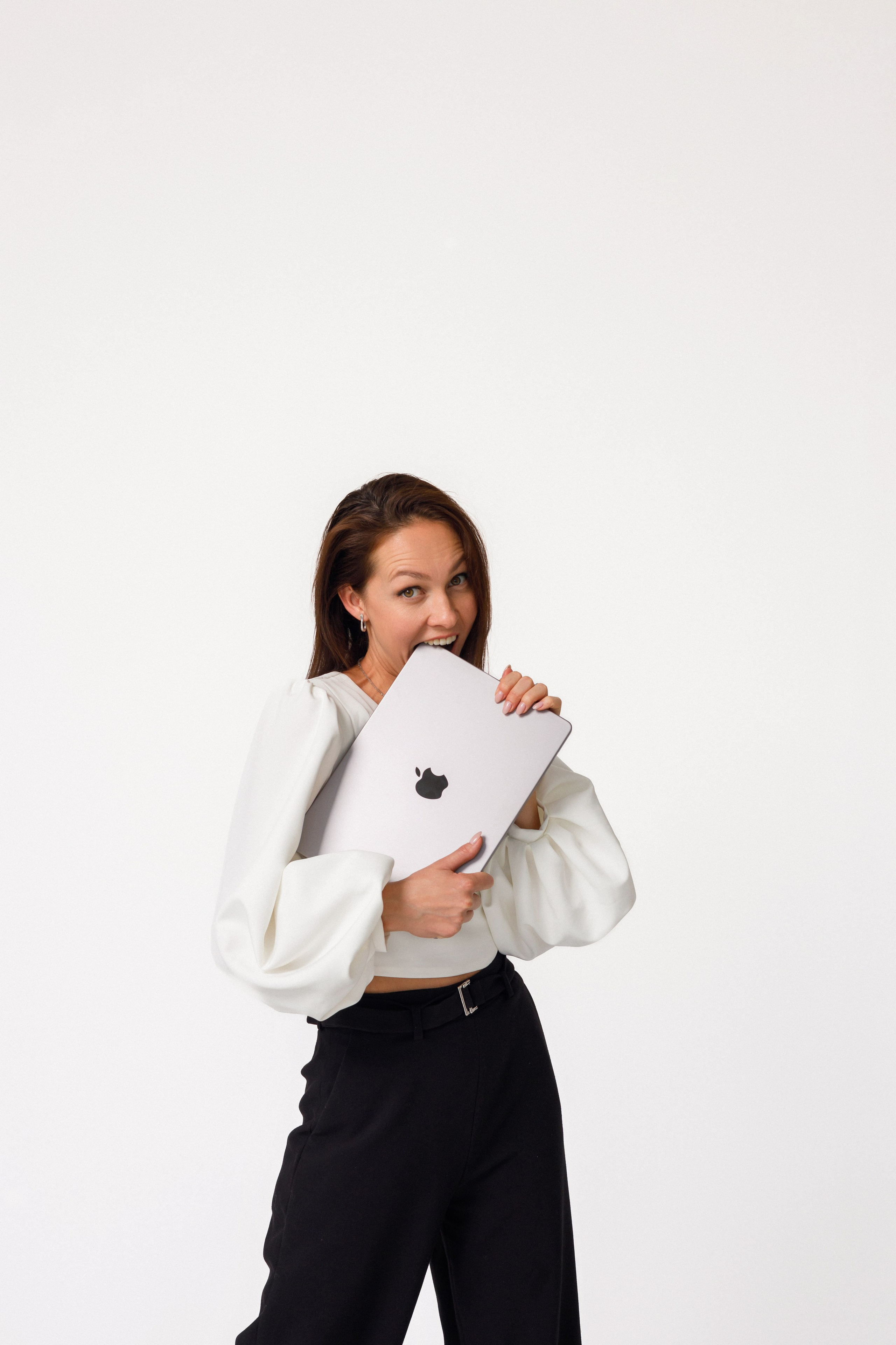 Контент и Бизнес. Свадебный и семейный фотограф в Ростове-на-Дону Анастасия Арестова