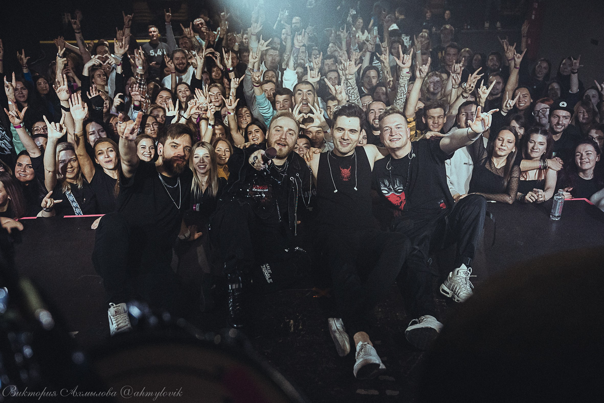 19.11.2023 iOstra Glastonberry. Виктория Ахмылова. Фотограф в Москве