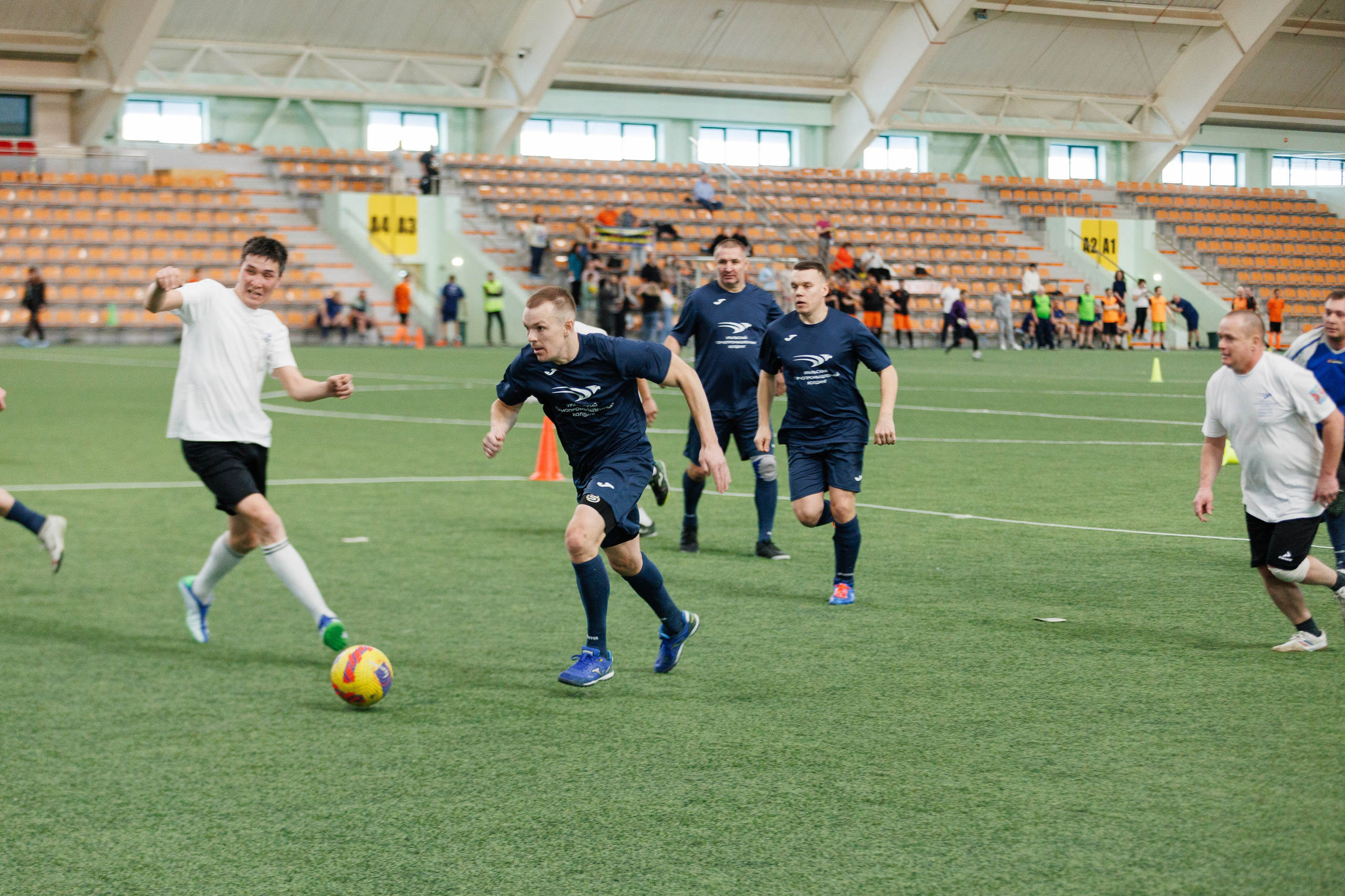 Фотограф на корпоративный футбольный турнир. Контент для бизнеса в Екатеринбурге Полдень Медиа