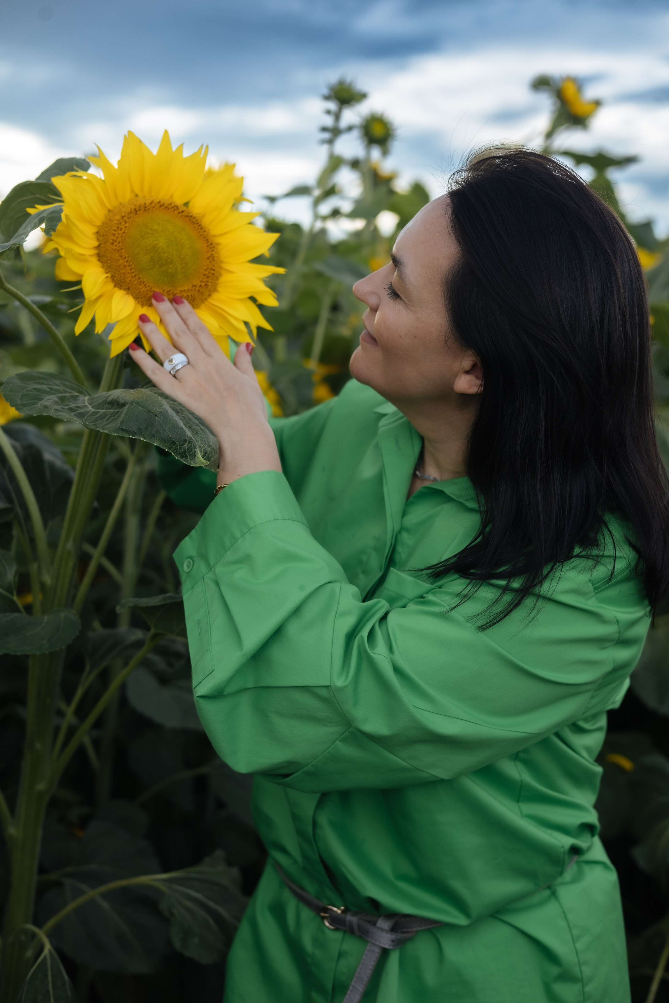 ПОДСОЛНУХИ 2025. Фотограф Красноярск съемки лавстори, фотосессия в студии, портретная съемка, творческие фотосессии