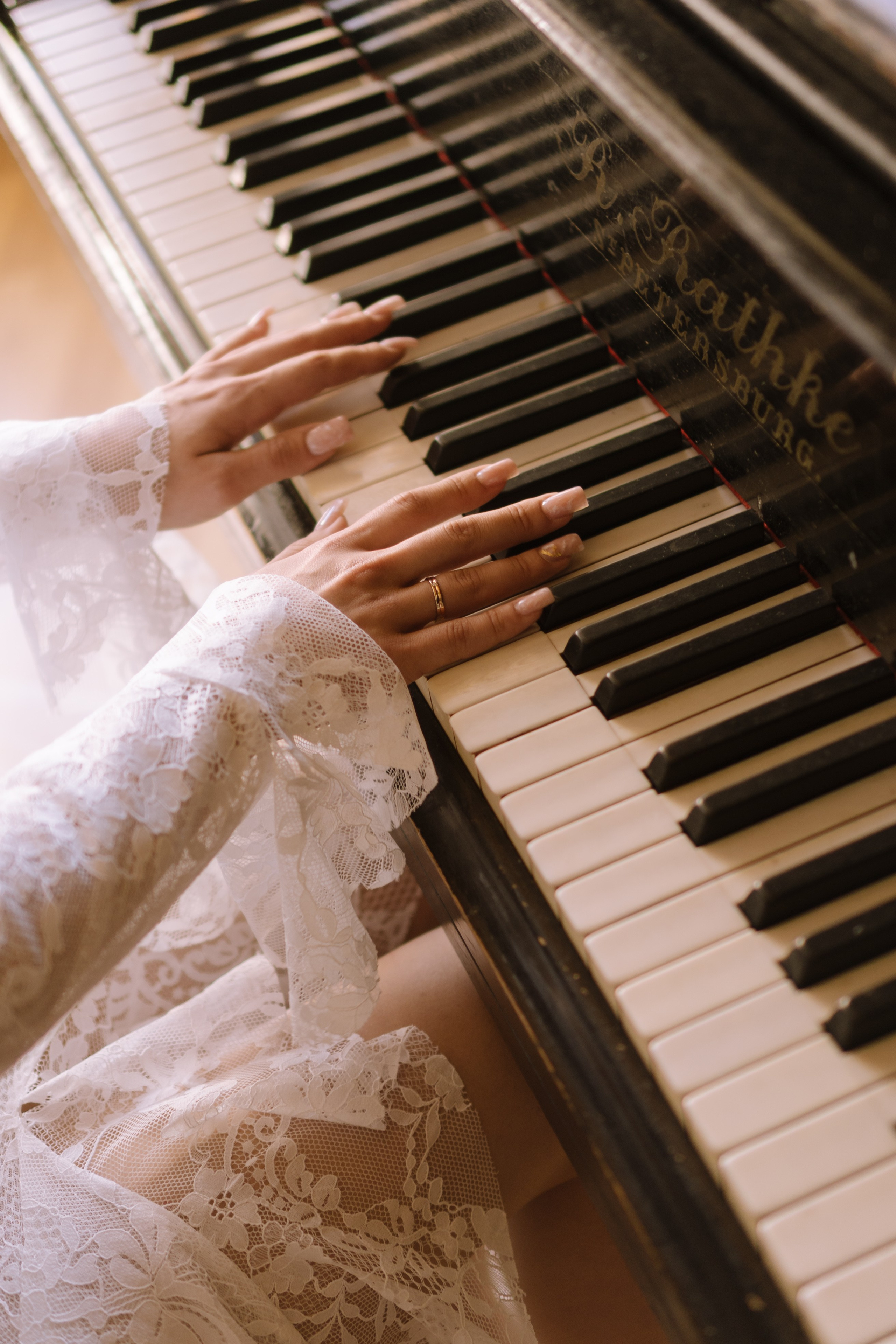 СЪЁМКИ В ПЕРВОМ ДВОРЦЕ ПРОГУЛКА И СТУДИЯ. Профессиональный фотограф, Санкт-Петербург — Виктория Богомолова