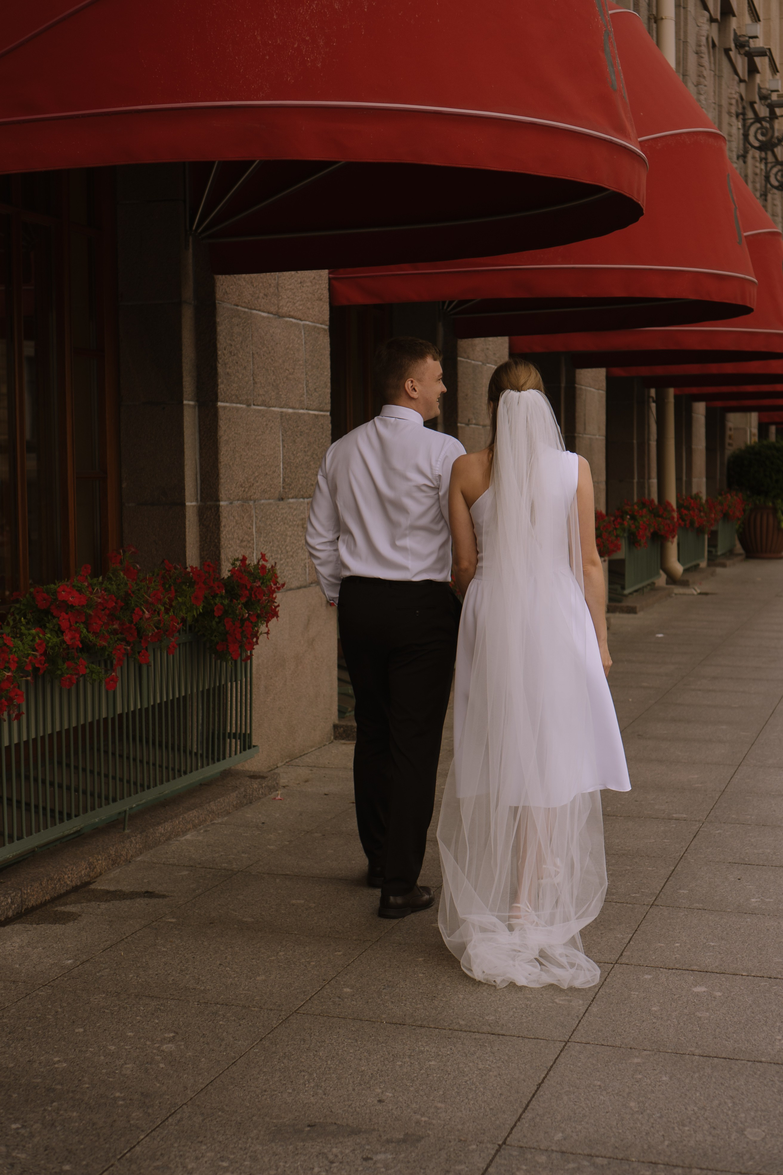 СВАДЕБНАЯ СЬЕМКА С ИСАКИЕВСКИМ СОБОРОМ, АСТОРИЯ И ЗАКОНОДАТЕЛЬНОЕ СОБРАНИЕ. Профессиональный фотограф, Санкт-Петербург — Виктория Богомолова