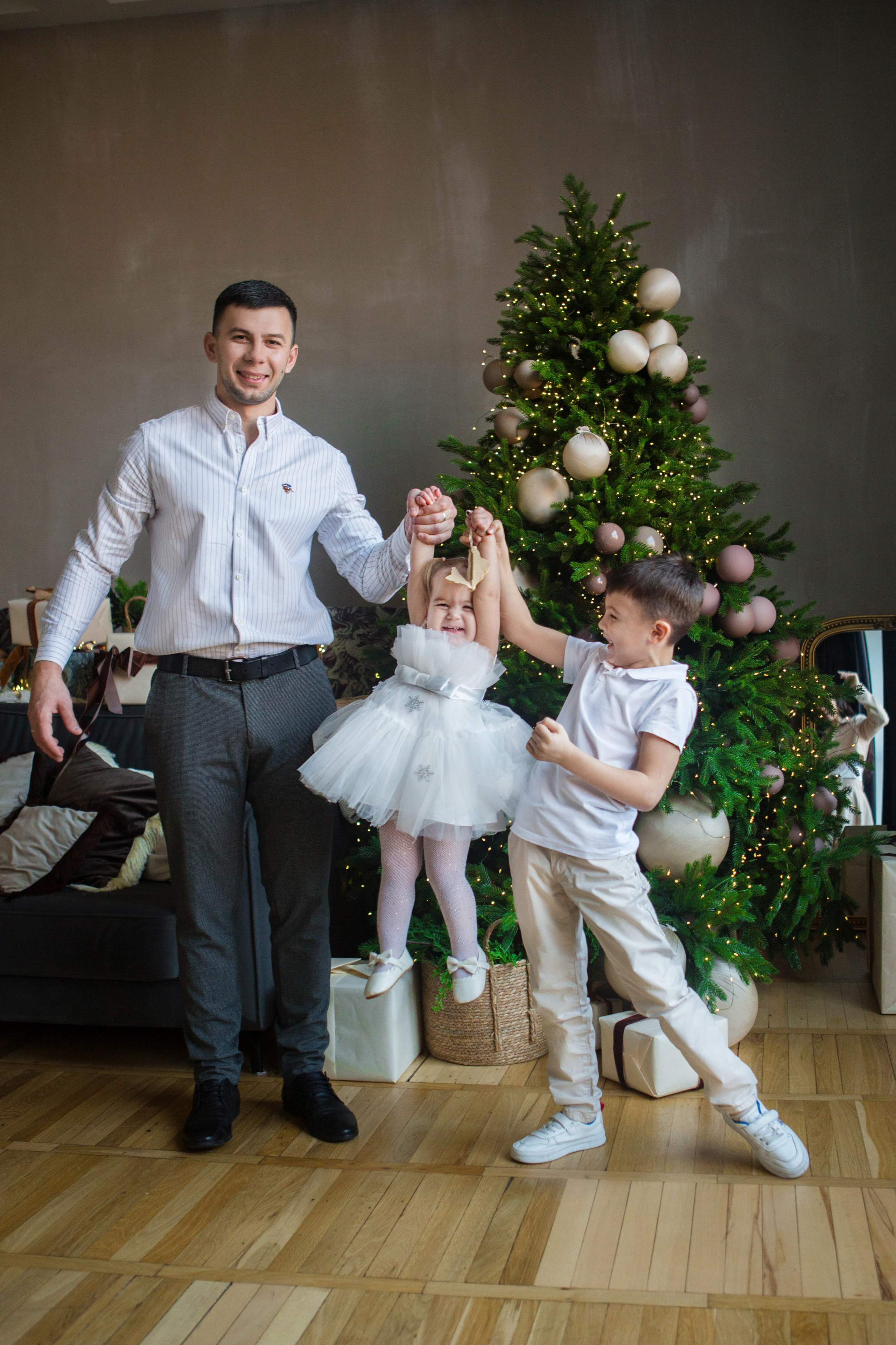 Фотостудия «Perfect», зал Паркет. Свадебный семейный и детский фотограф в Краснодаре Карина Федоровская