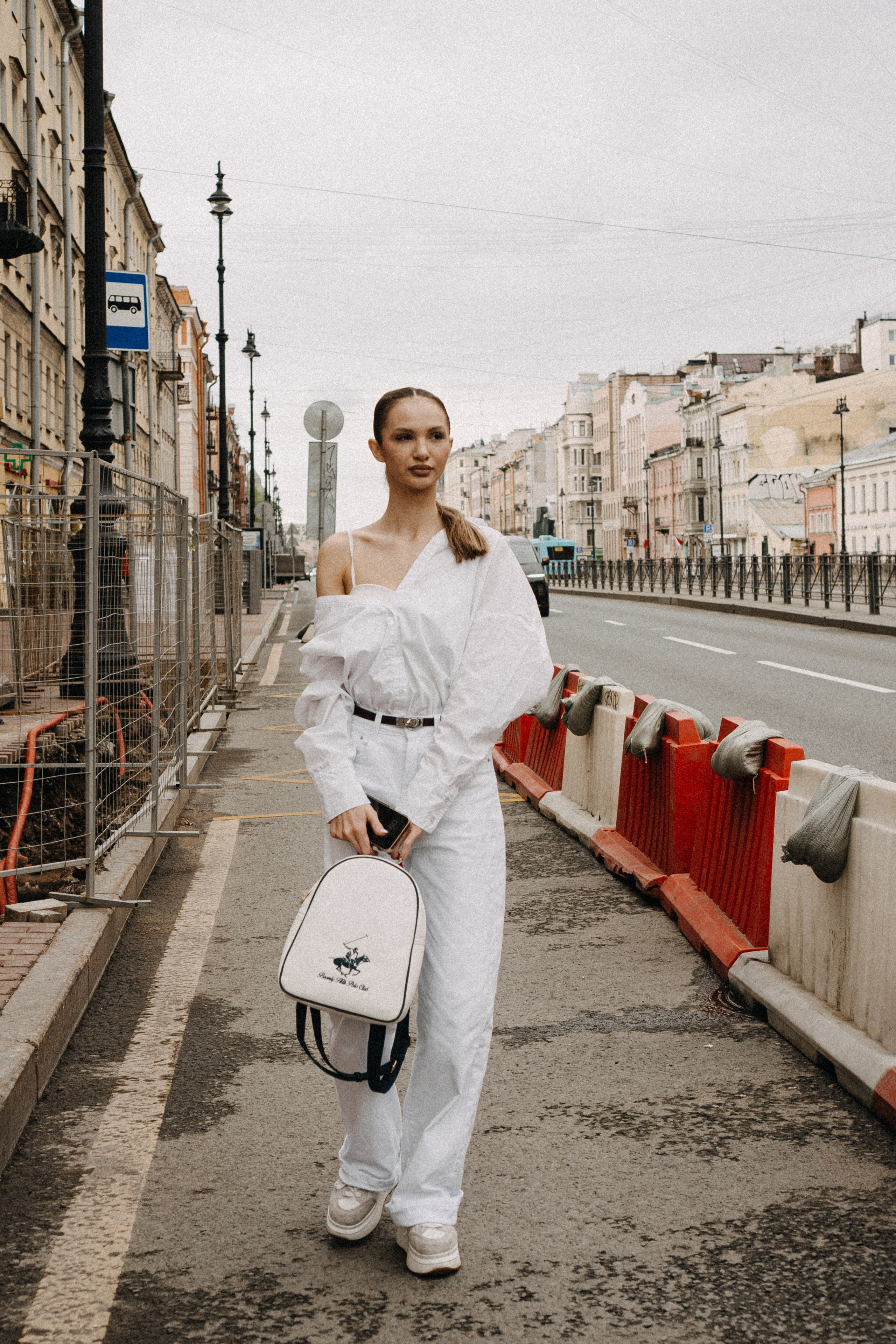 МЫ ГУЛЯЛИ ПРО КРЫШАМ ПИТЕРА. Профессиональный фотограф, Санкт-Петербург — Виктория Богомолова