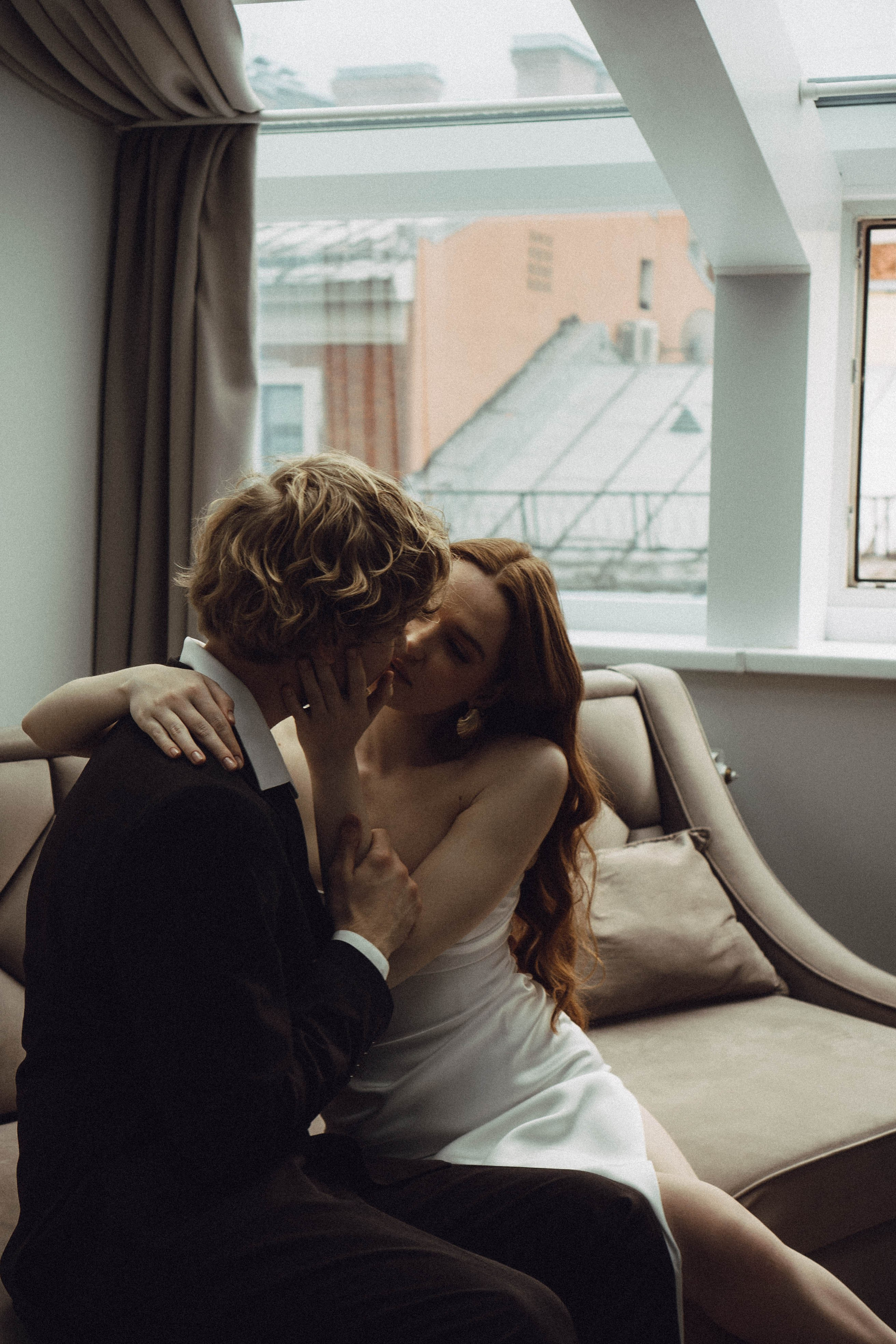 СВАДЕБНАЯ СЬЕМКА В ОТЕЛЕ. СБОРЫ ЖЕНИХА И НЕВЕСТЫ И ТАКЖЕ ТОР И ПОДГОТОВКА К ПРОГУЛКЕ. Профессиональный фотограф, Санкт-Петербург — Виктория Богомолова