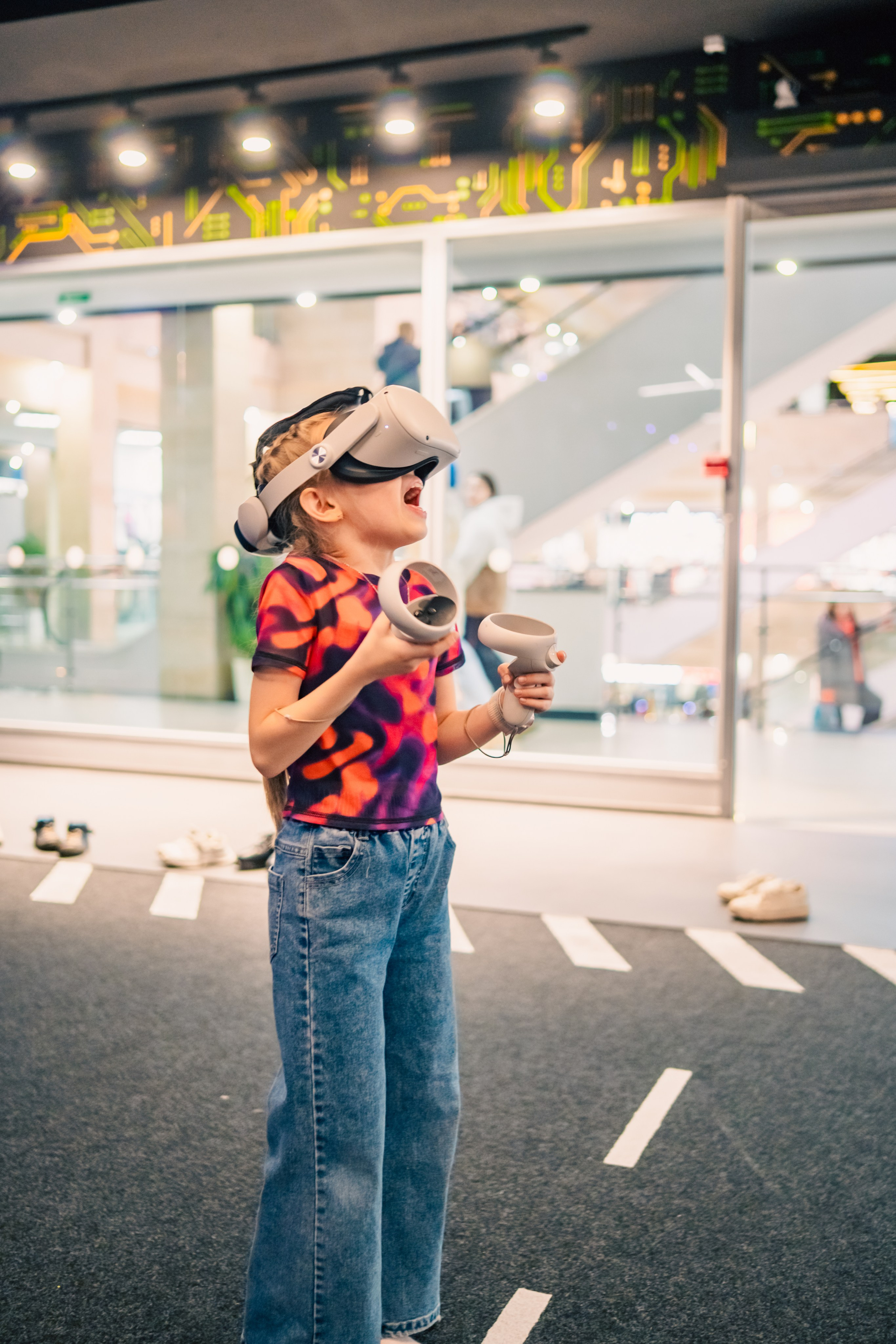 VR April-May. Felixtones