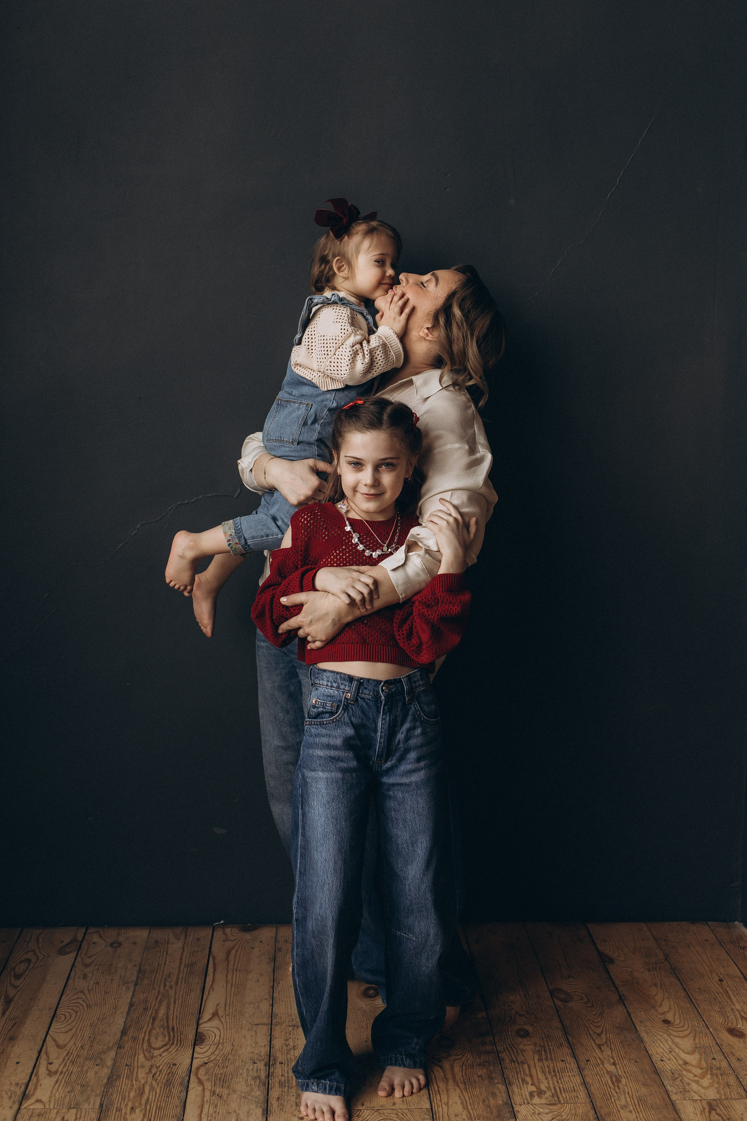 Евгения, Светлана, Лиза, Даша и Софа. Главная