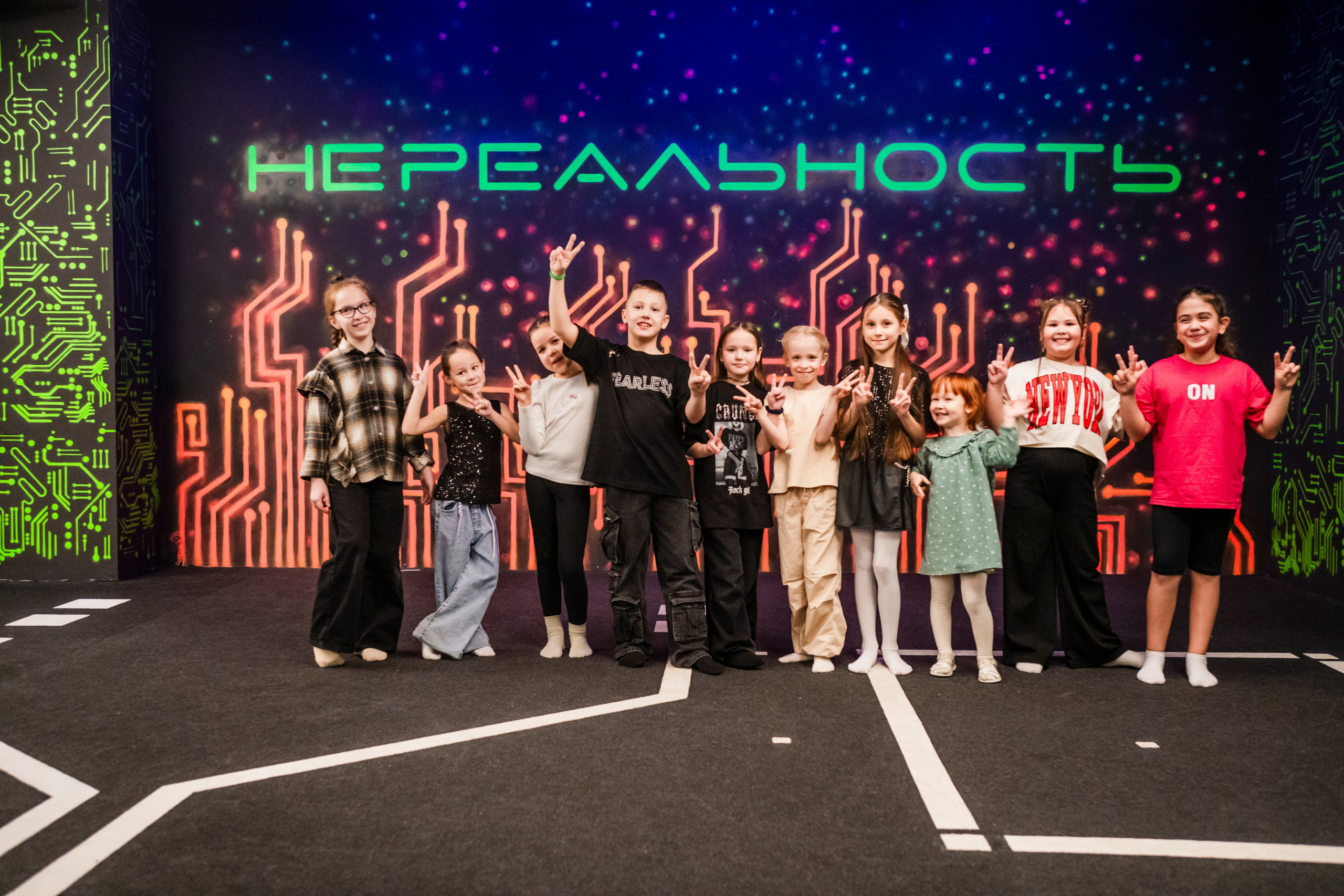 VR (November-December 2024). Felixtones