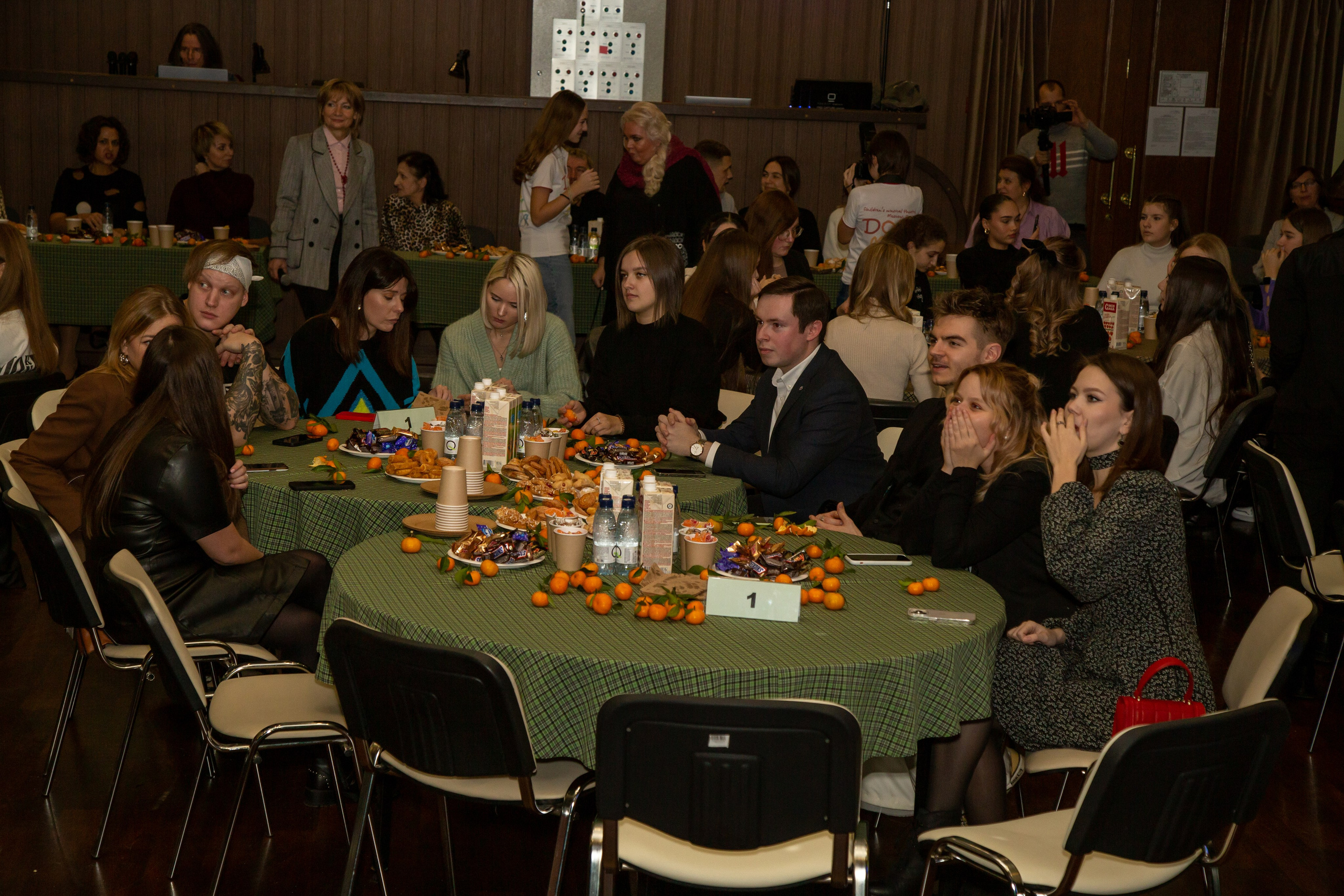 Репортажная съёмка для Домисольки на новый год. «Студия DRONAVT`s» — видеосъёмка и фотография г. Москва