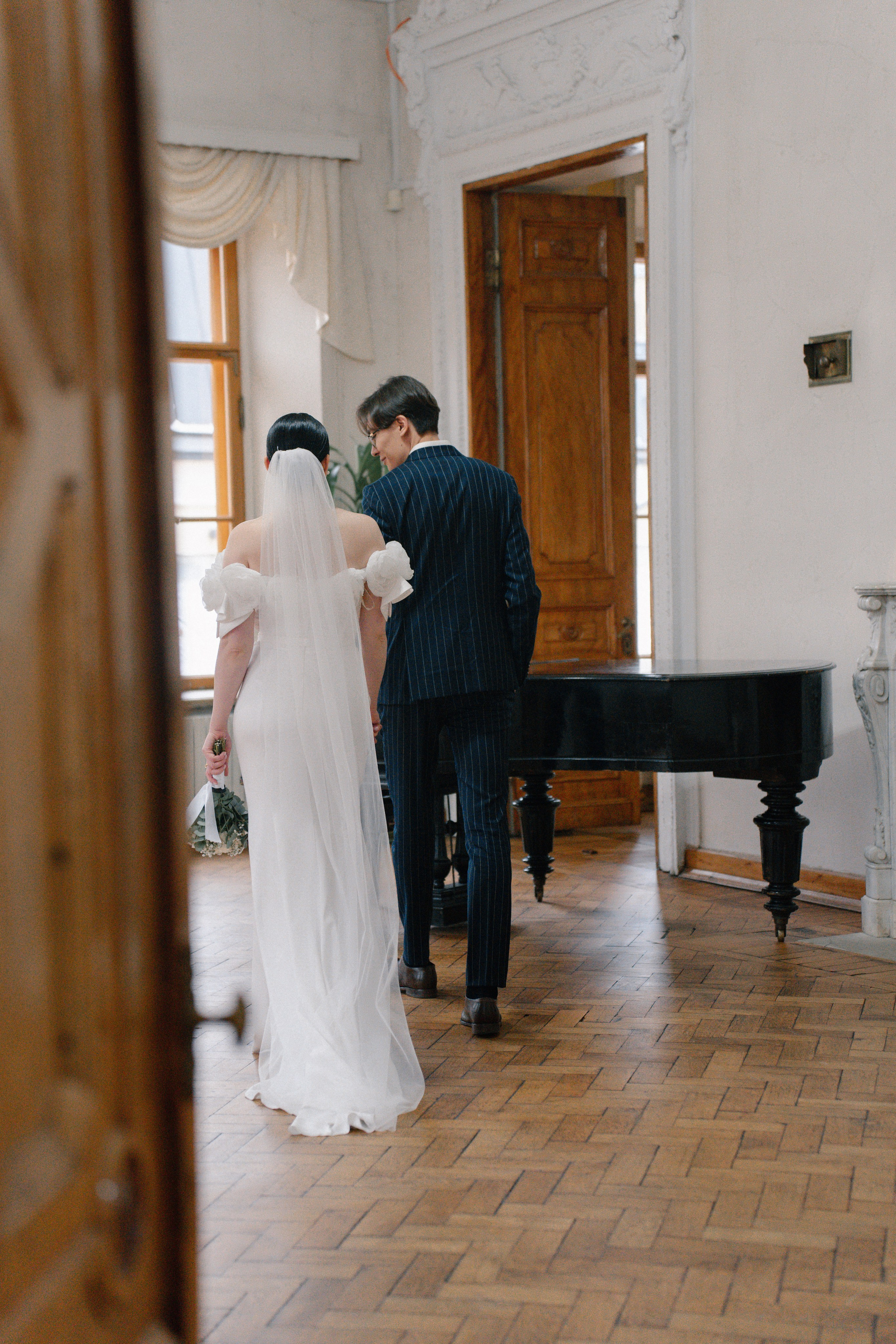 Свадебная фотосессия в Библиотеке читальне им. Пушкина