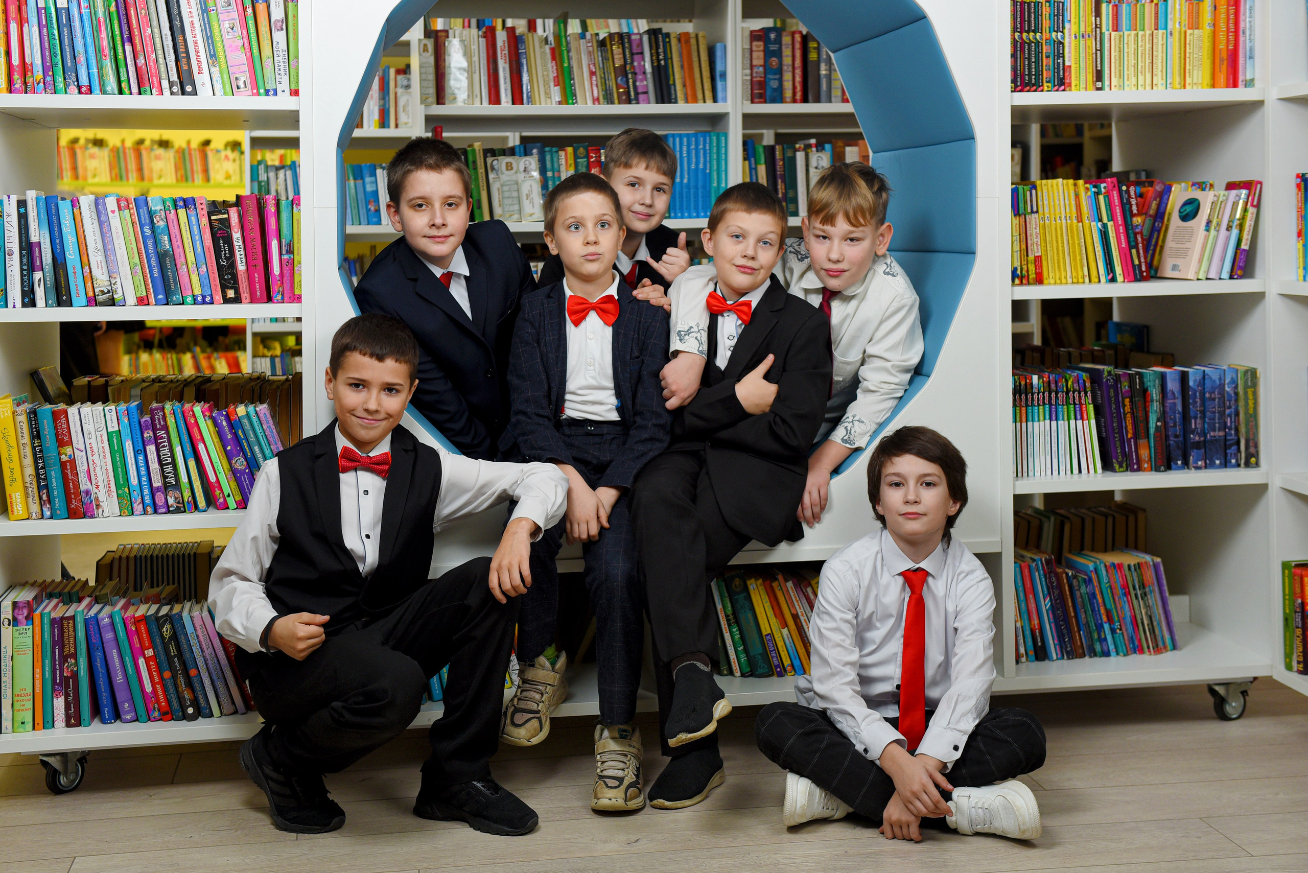 Начальная школа. Римма Гусакова. Выпускные фотокниги. Детские и семейные фотосессии