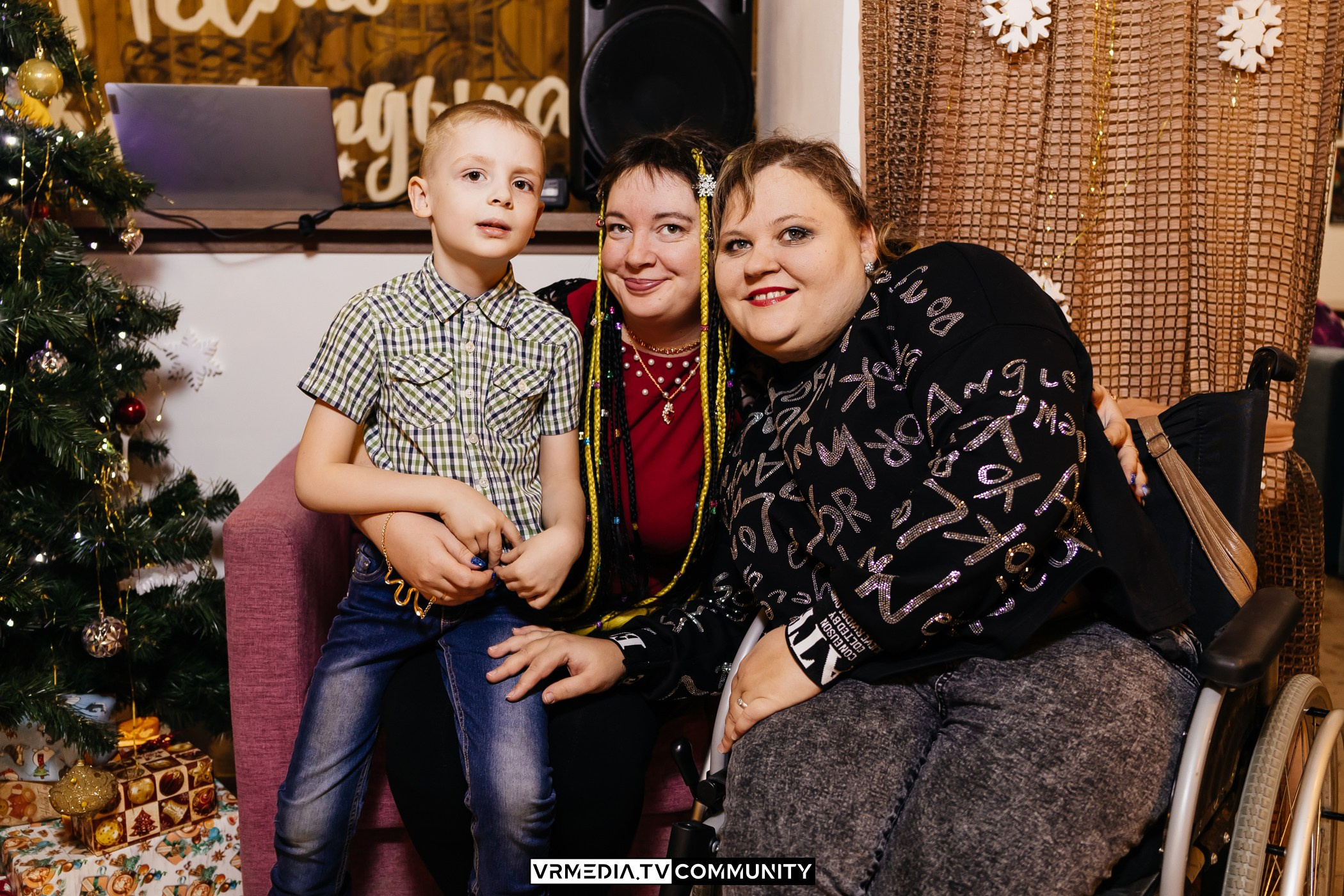 Новогодний вечер в кафе «КАмпот»