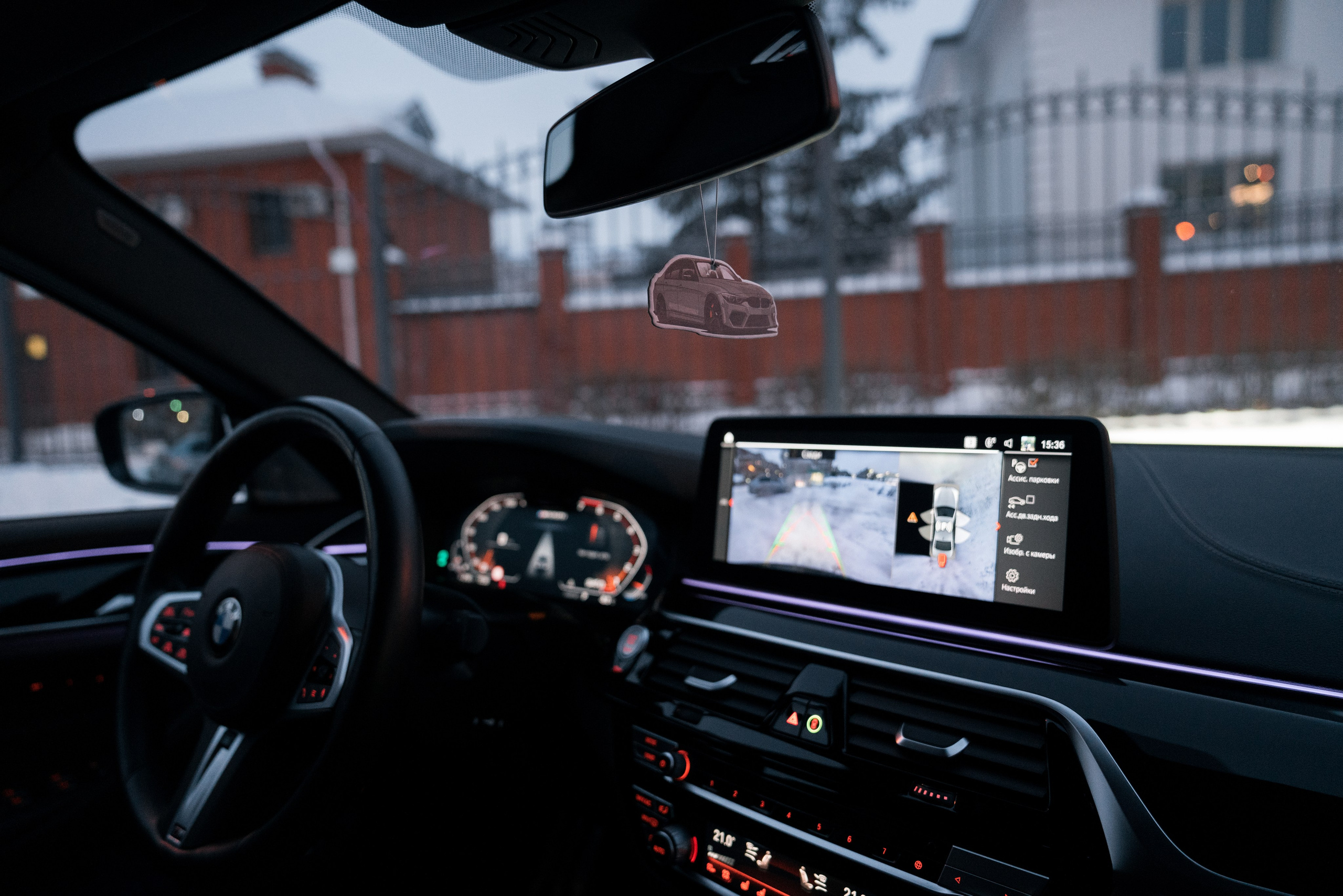 BMW M550i XDrive. Идеальные портреты для соцсетей — Фотограф Ленар