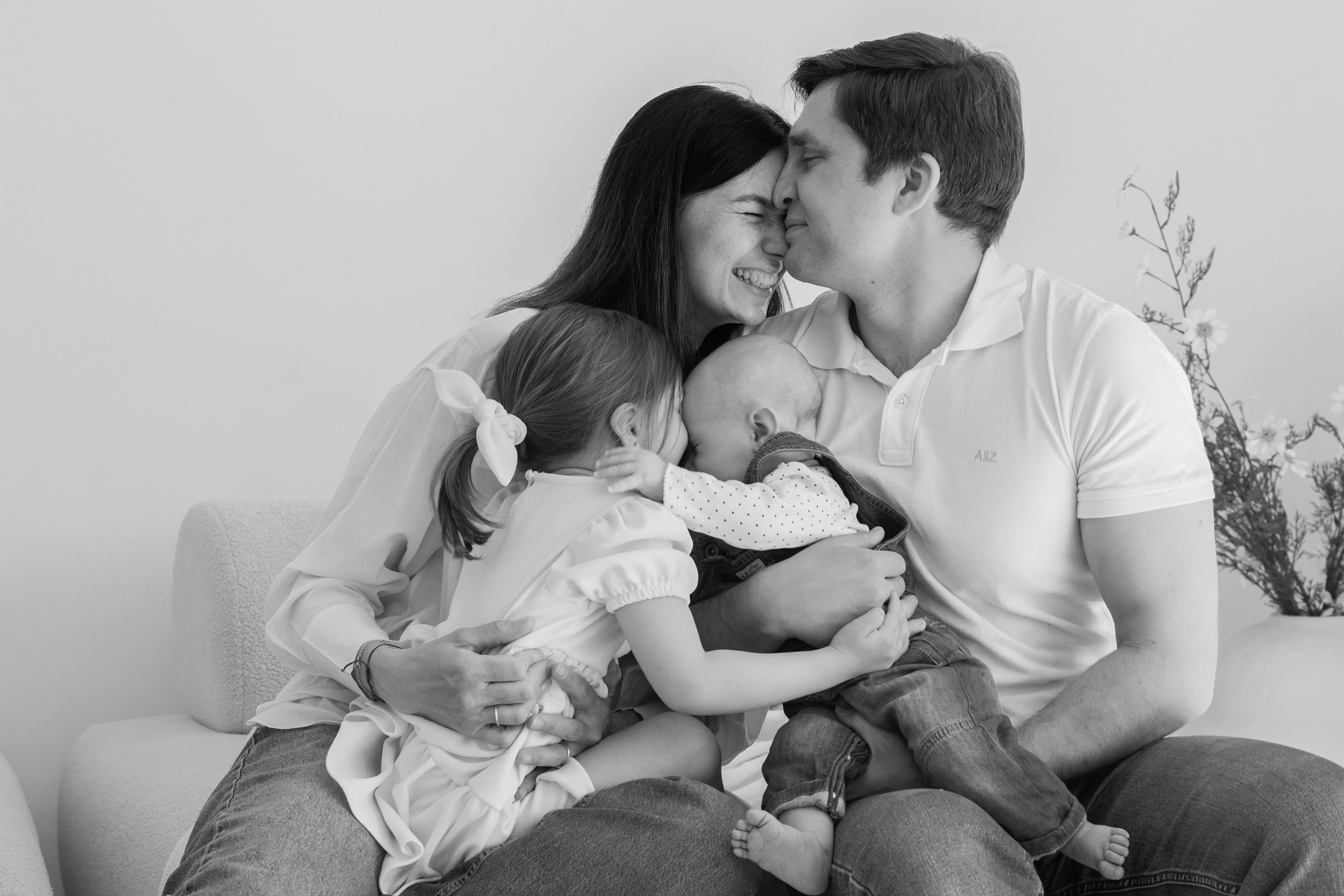 Л ю б о в ь между Вами и посреди Вас. Виноградова Маргарита. Фотограф P r o Явления