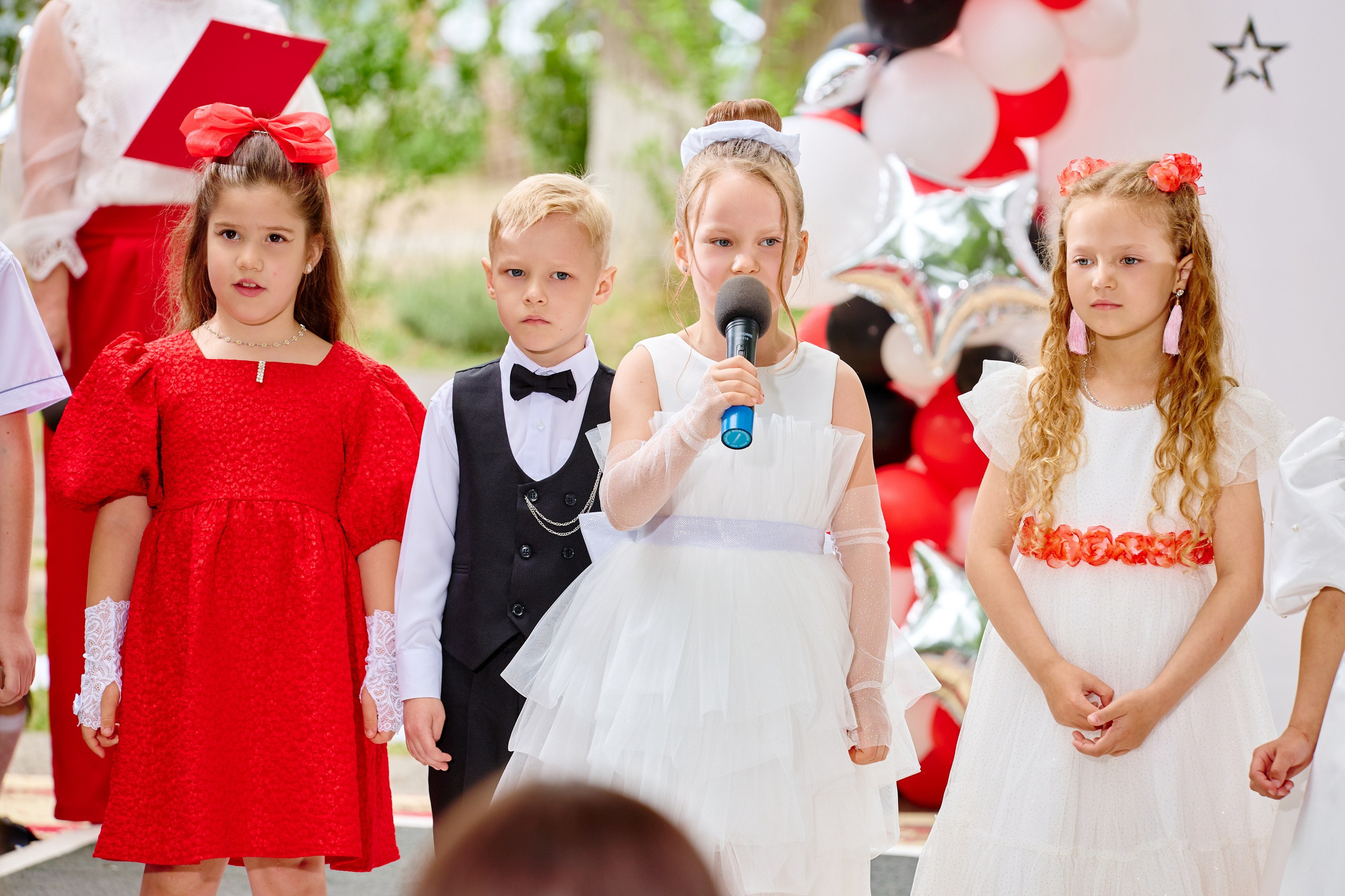 Выпускной 45 сад. Фотограф Выпускные альбомы Таганрог Сергей Коробченко