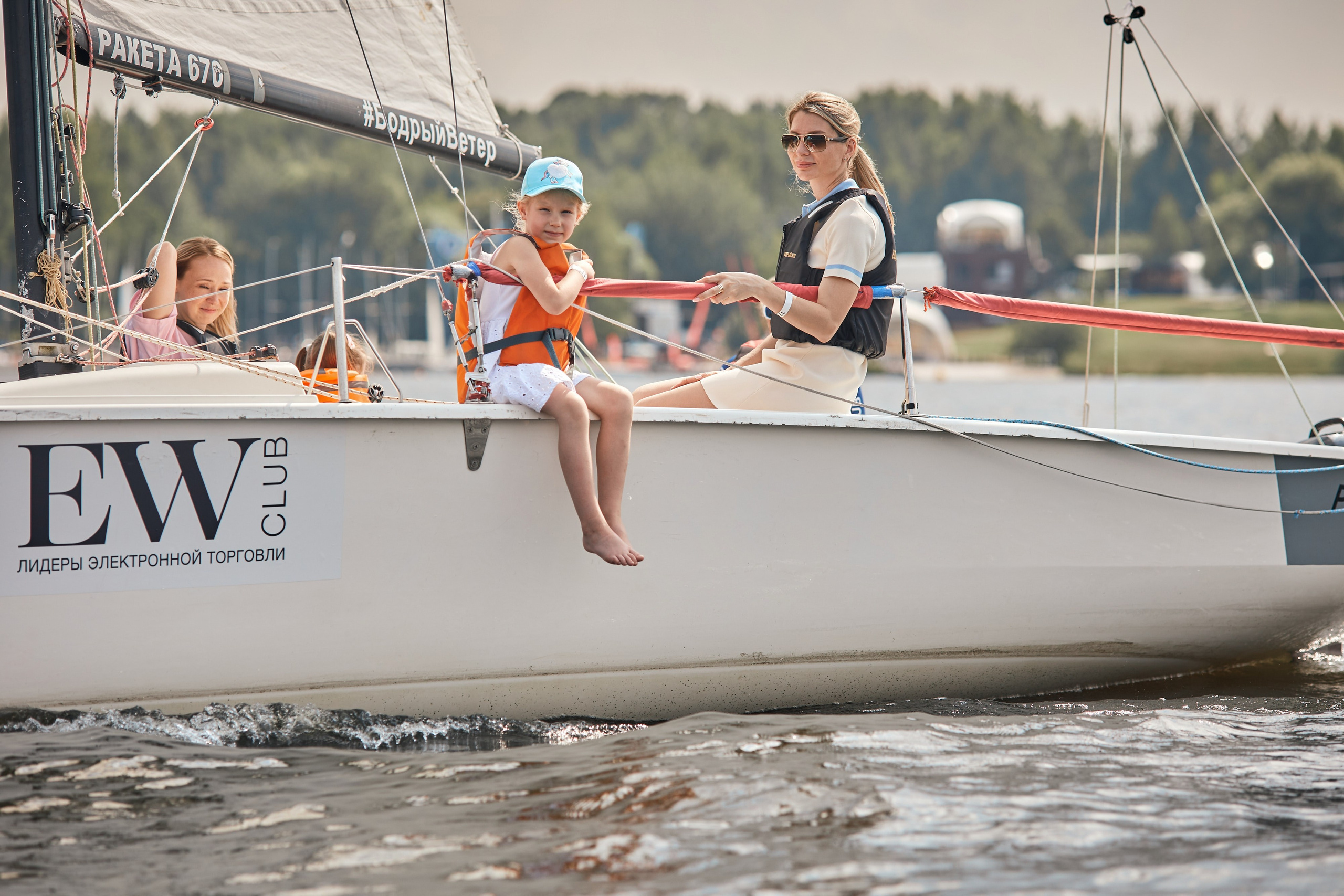 Ветер в спину и KPI. Регата и отдых для небольшой компании. Татьяна Фомичева. Репортажный и светский фотограф в Москве