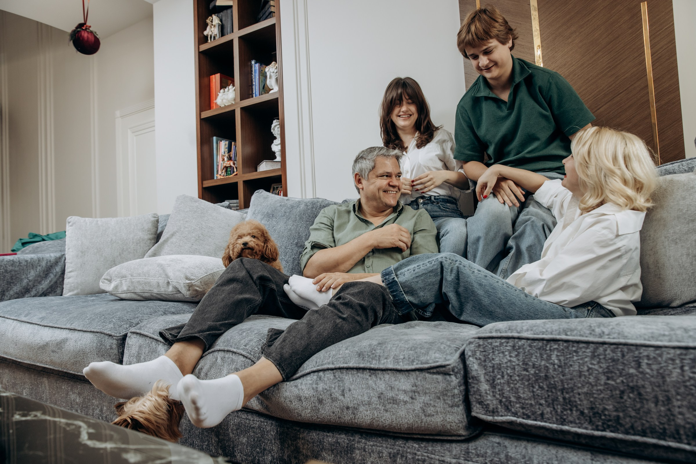 Елена и её большая семья. Фотограф в Крыму — Федор зайцев. Свадебная, семейная и портретная съёмка. Фотографии для контента, для бизнеса. Корпоративная съёмка