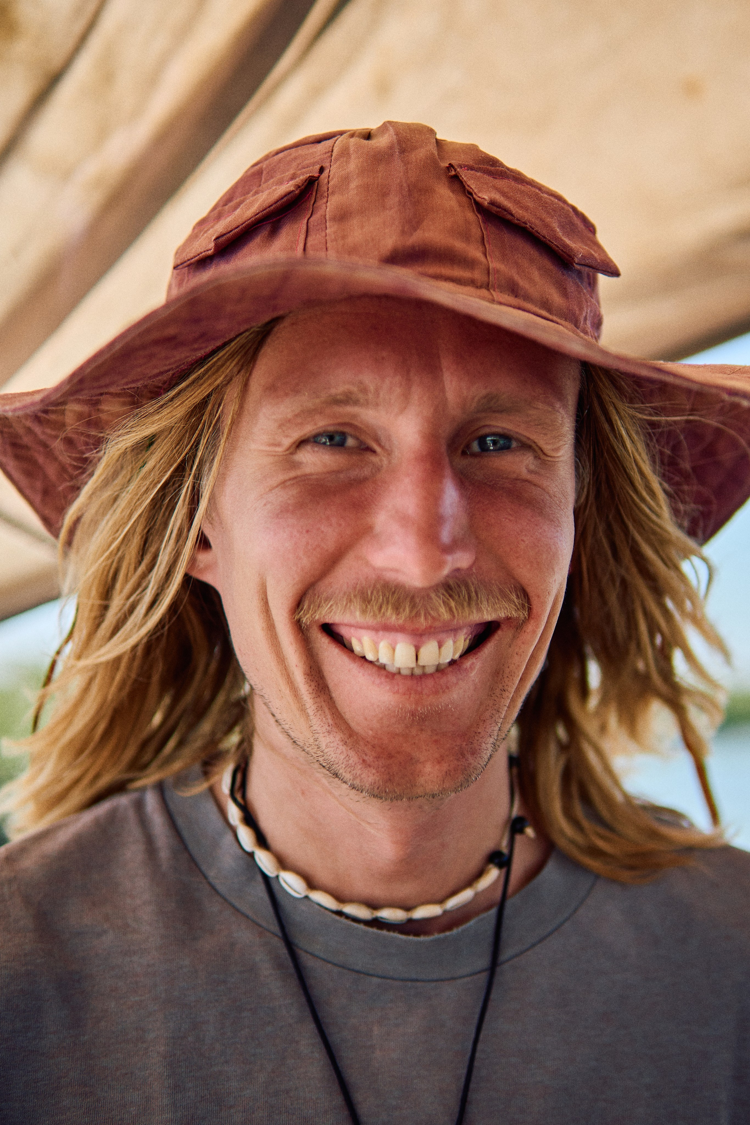 Morocco-Gambia. See the moment and catche. commercial and reportage