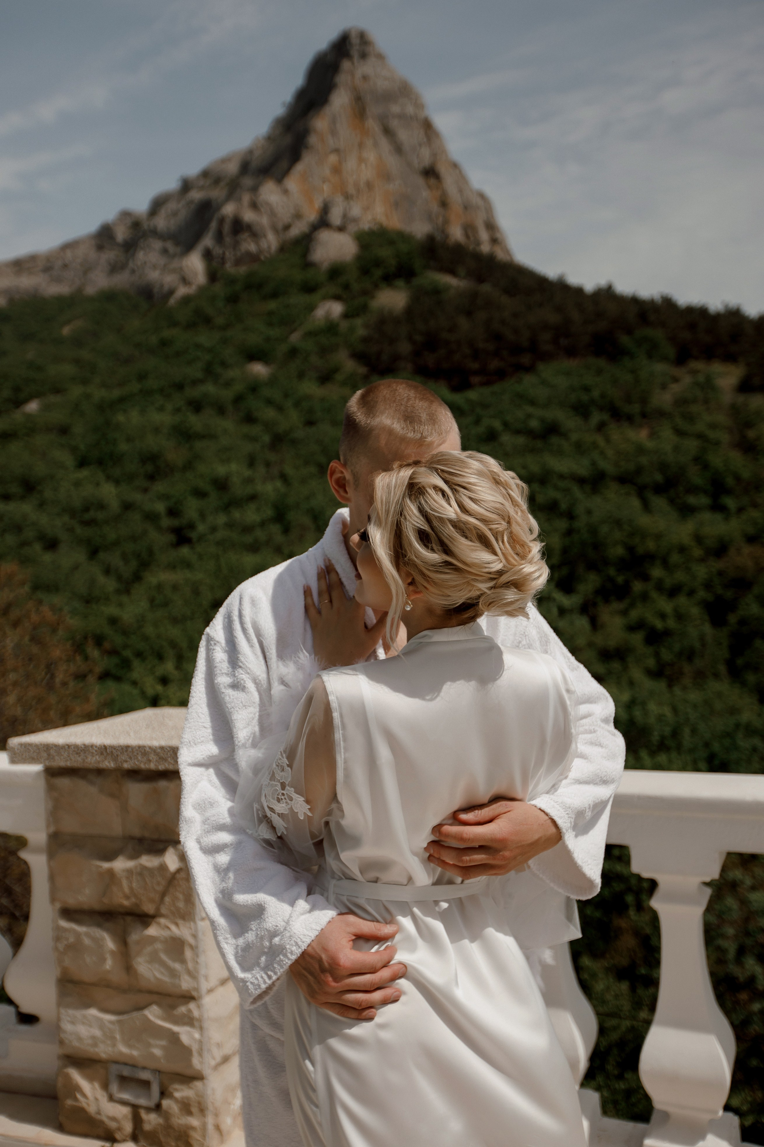 Денис и Алина. Белый замок. Фотограф Анна Лейман. Севастополь