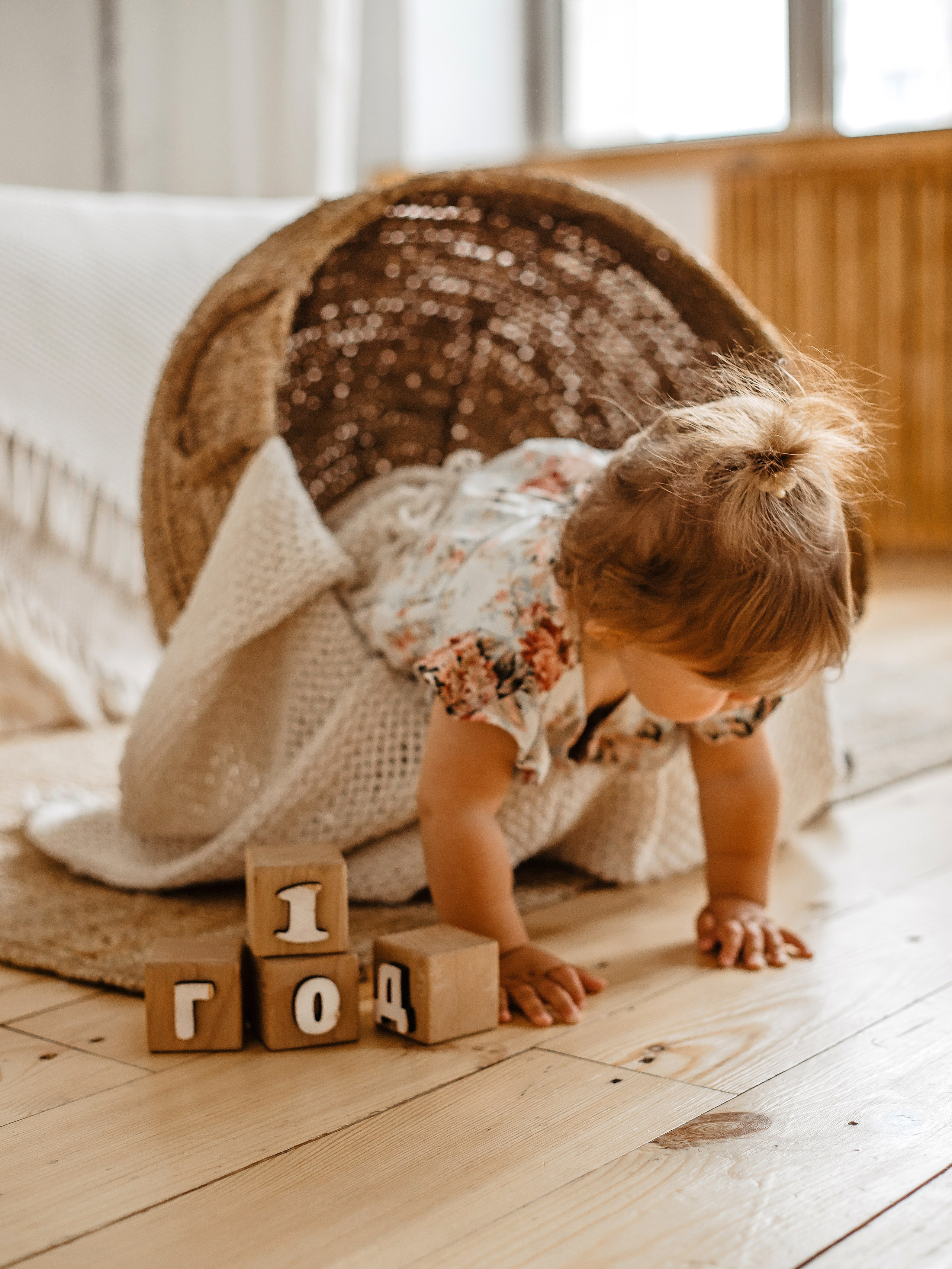 Кирочке 1 годик -Фотостудия Light room- Лайтрум -Ленина 38а. Семейный и детский фотограф в  г. Екатеринбурге Холодова Юлия