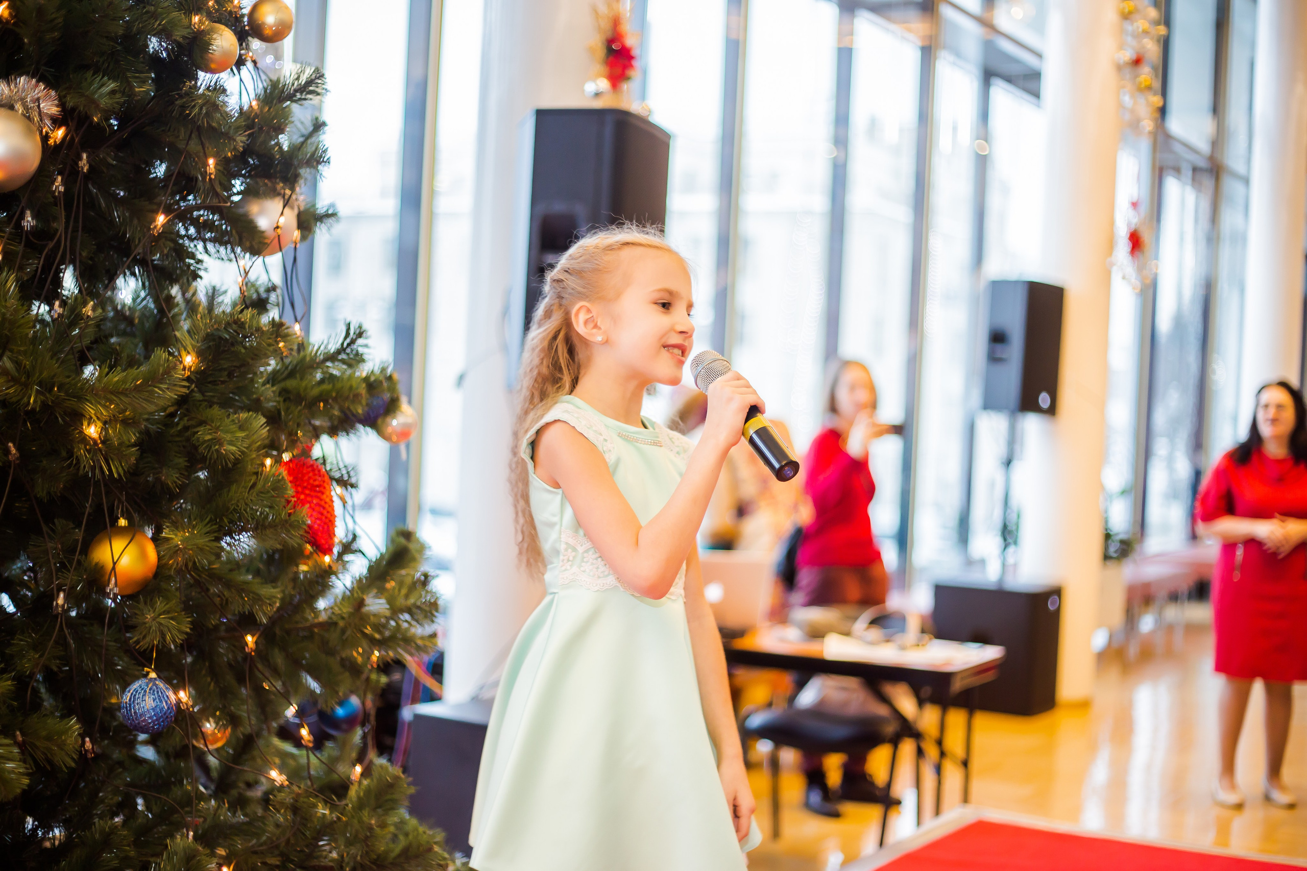 Репортаж — детская елка в БКЗ. Свадебный и семейный фотограф в Санкт-Петербурге Макеева Наталья