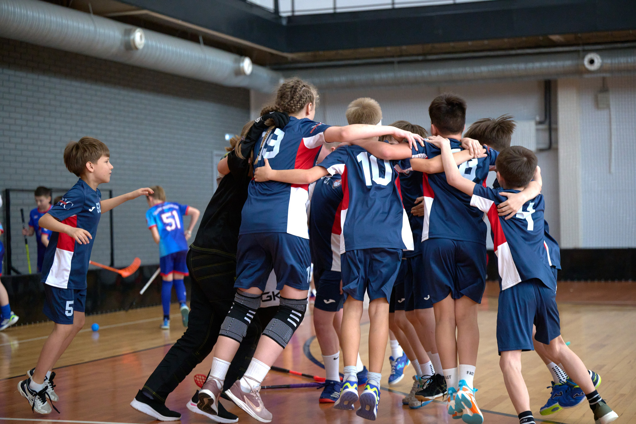 Турнир по флорболу 2025 Ника в Ижевске. Спортивный репортажный фотограф в Ижевске Сергей Мерзляков