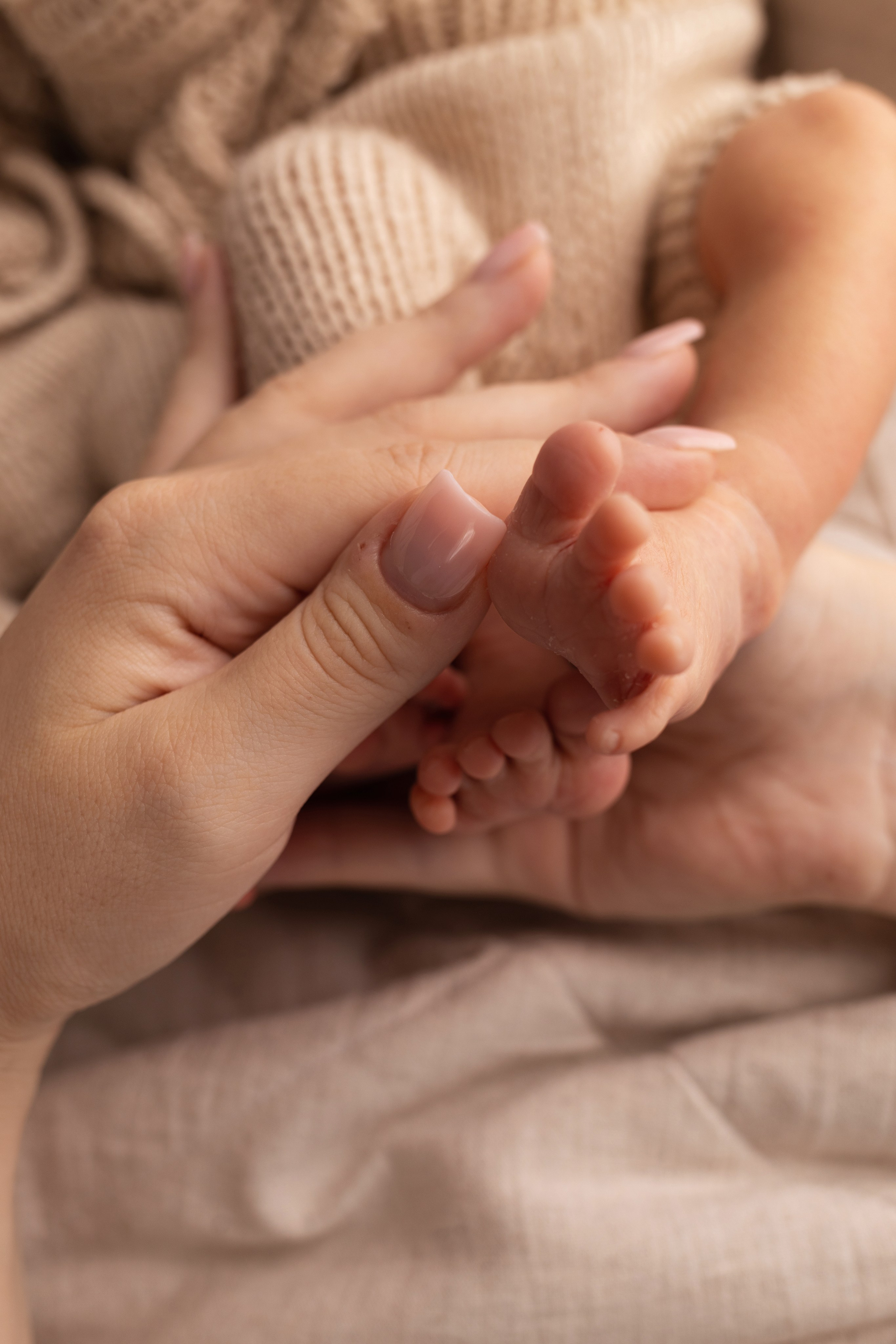 Newborn съемка в стиле Лайф. Фотограф новорожденных малышей в Омске и Омской области Эльвира Камаева