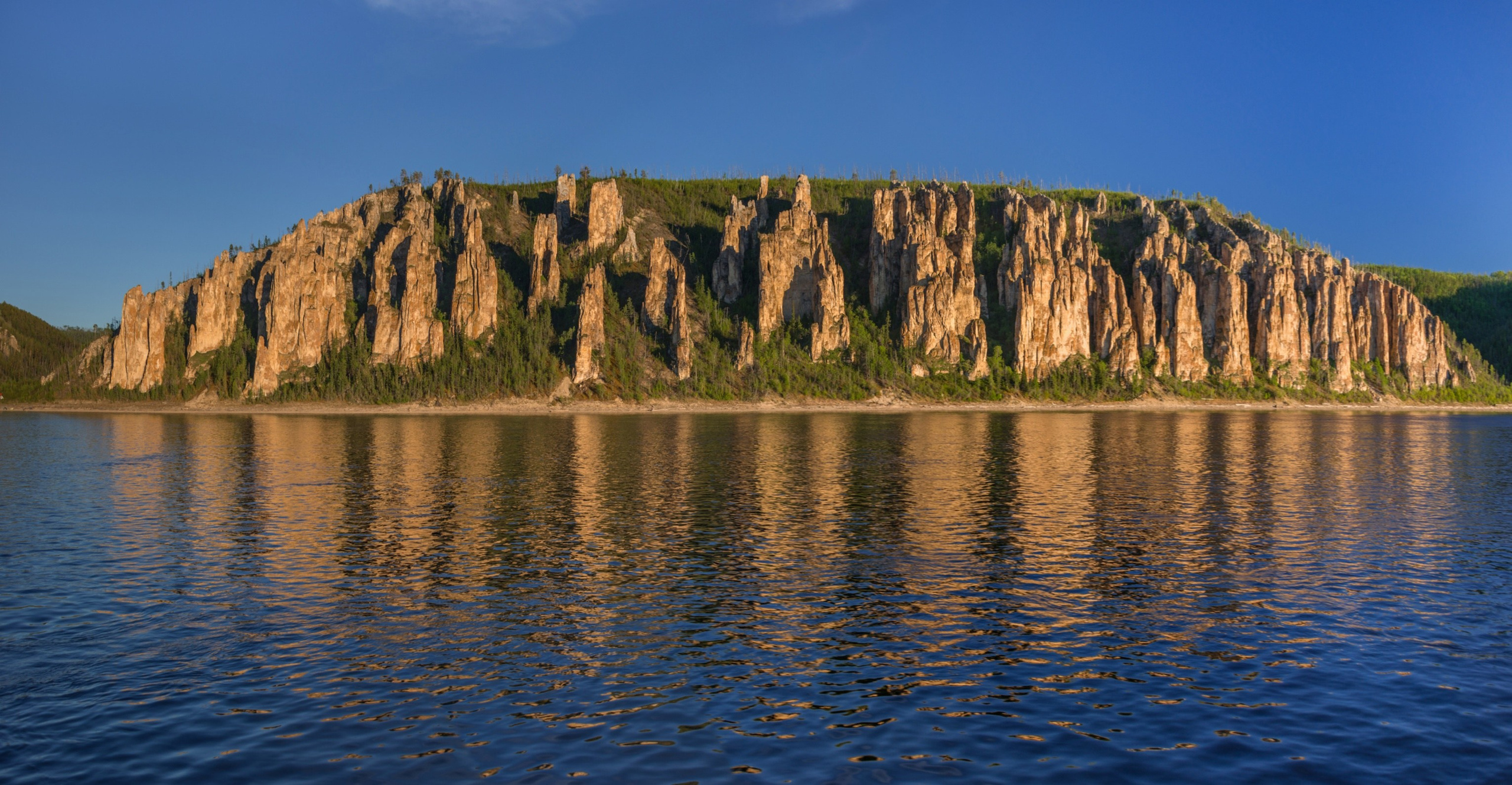 Якутия Лена. Фотограф Лара Кучина