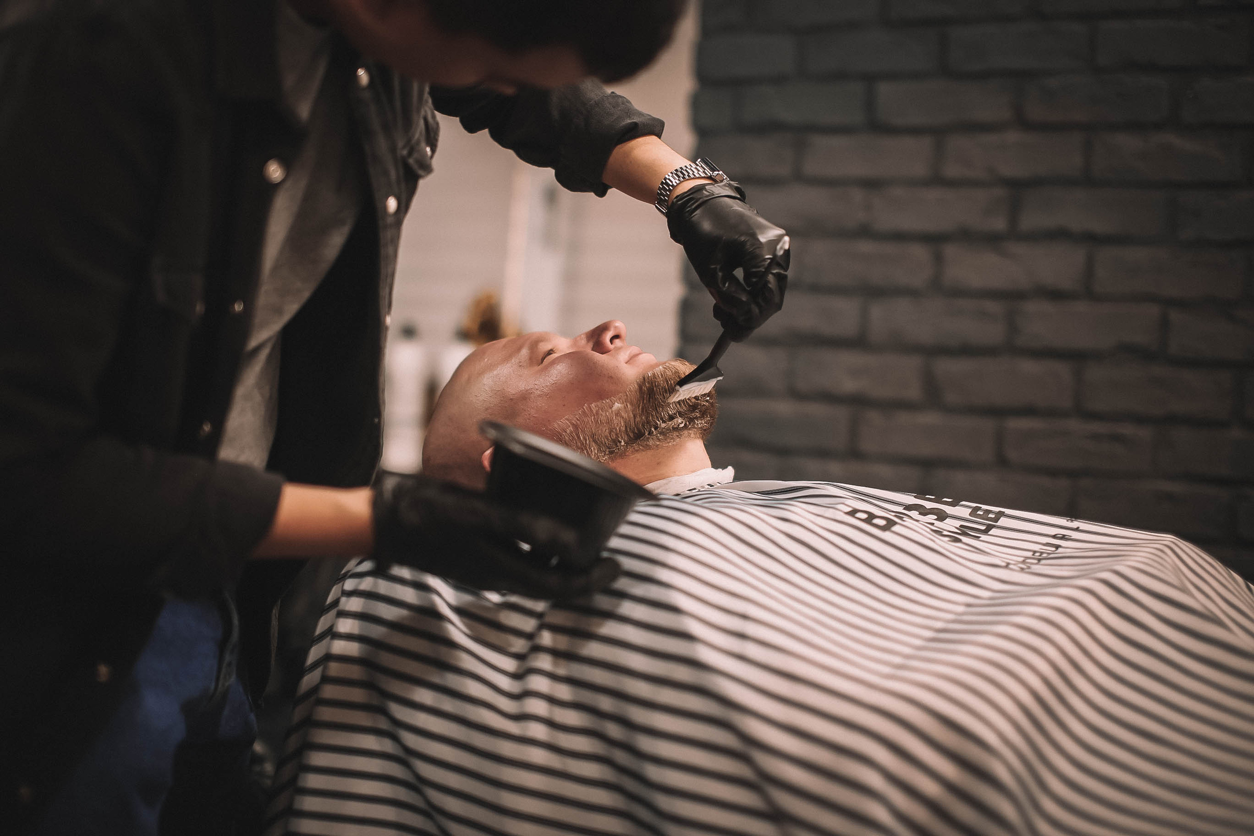 Коммерческие съёмки: барбершоп Химик. Главная