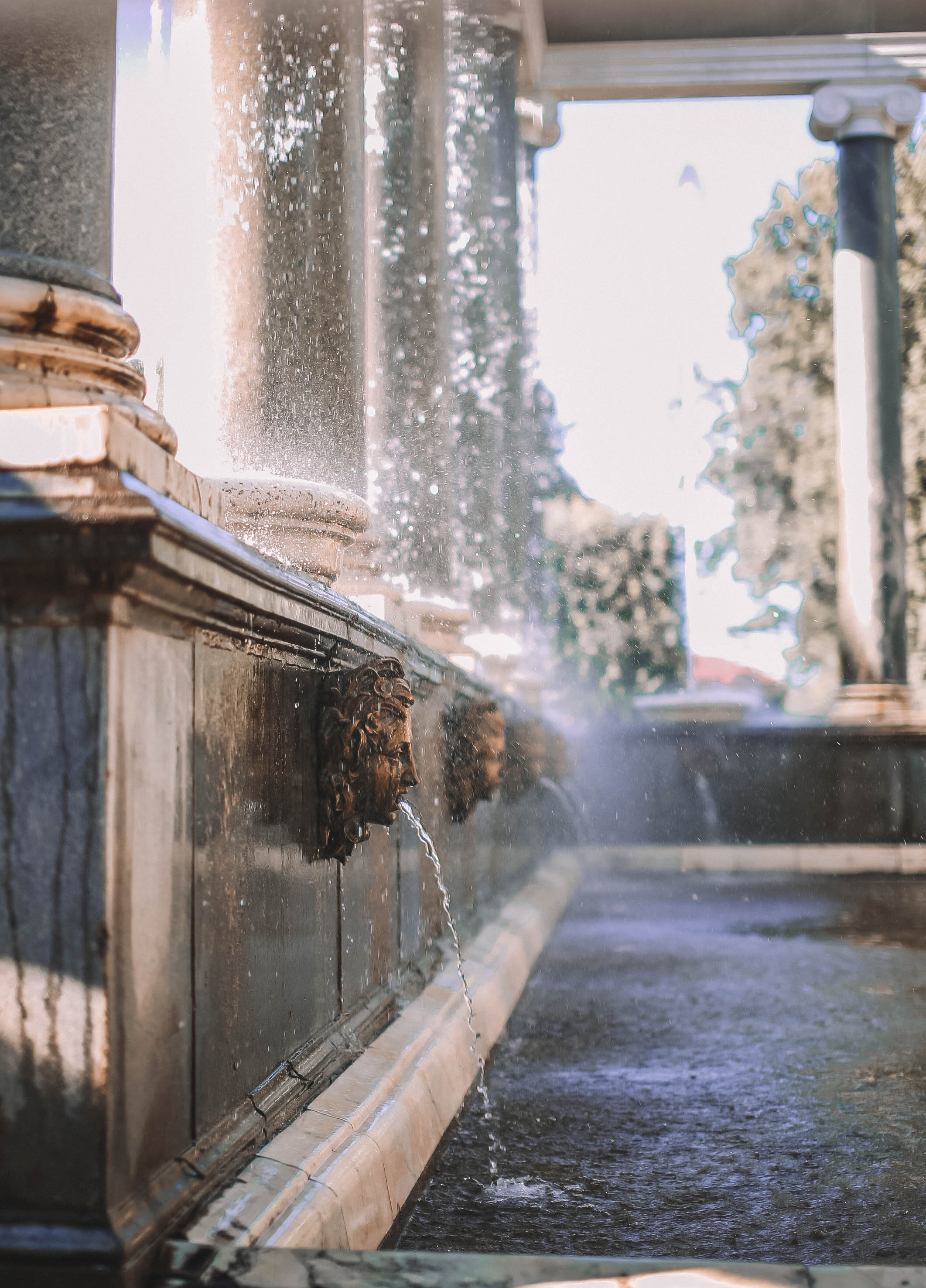 Тут нет людей. Главная