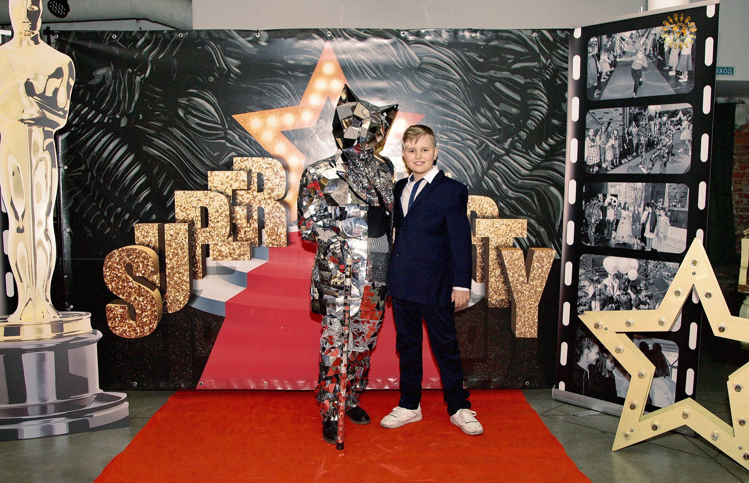 Выпускной 2023 (4-й класс, ММШ). Клуб Royal. Москва. Репортажная съемка в Москве и области. Анималистика